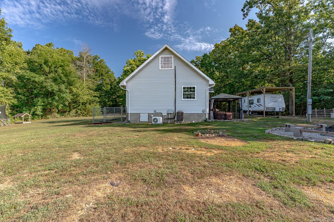 722 AR Hwy 175  Hardy, AR