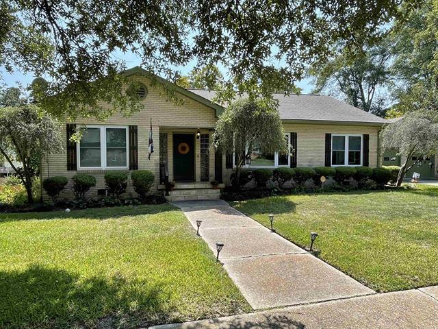 1407 W Main  El Dorado, AR