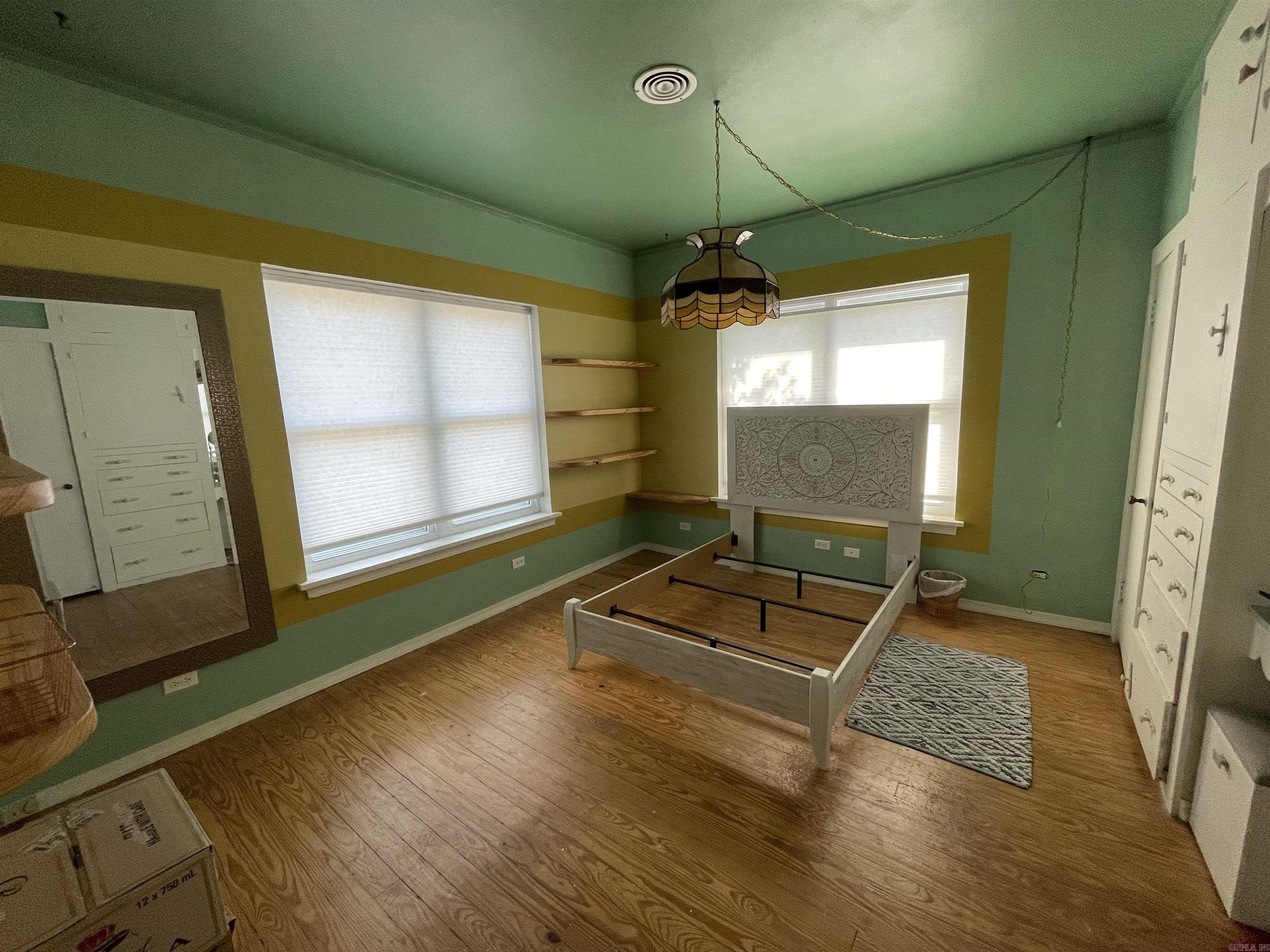 1407 W Main  El Dorado, AR