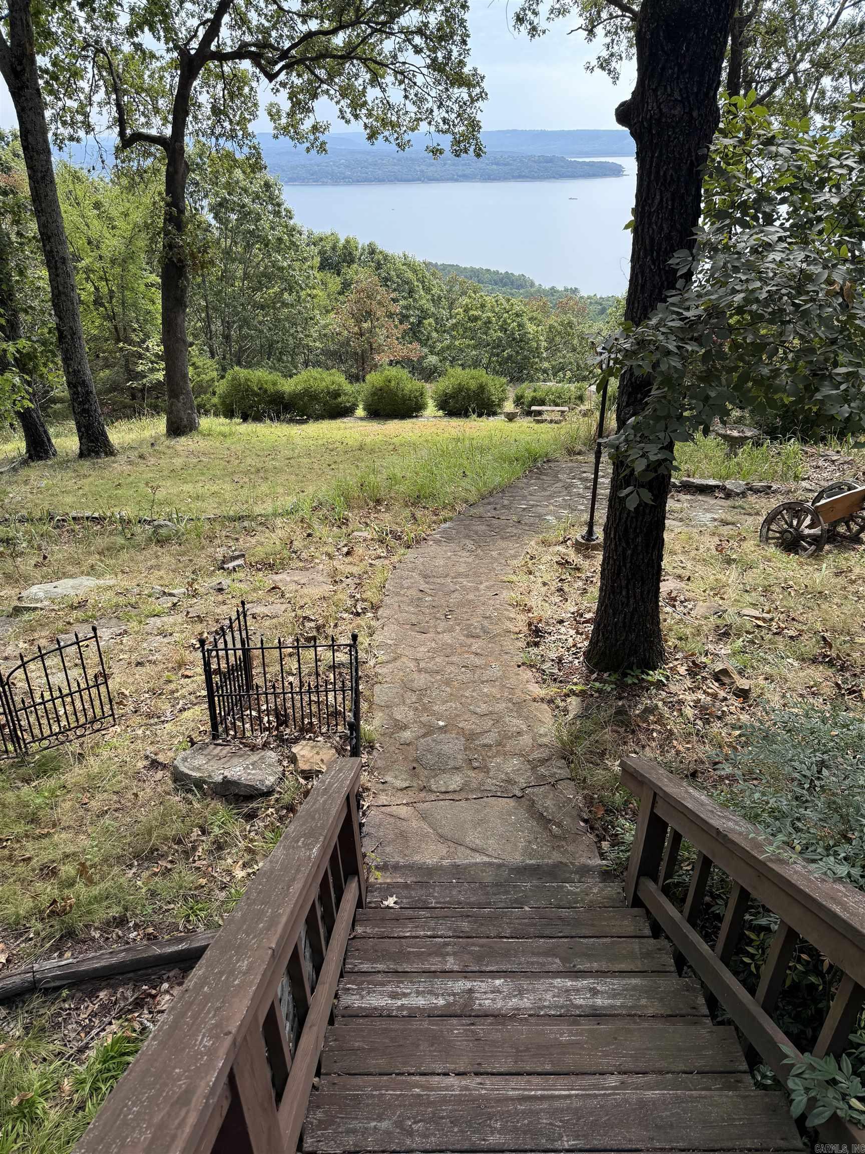 39 E Bluff  Quitman, AR