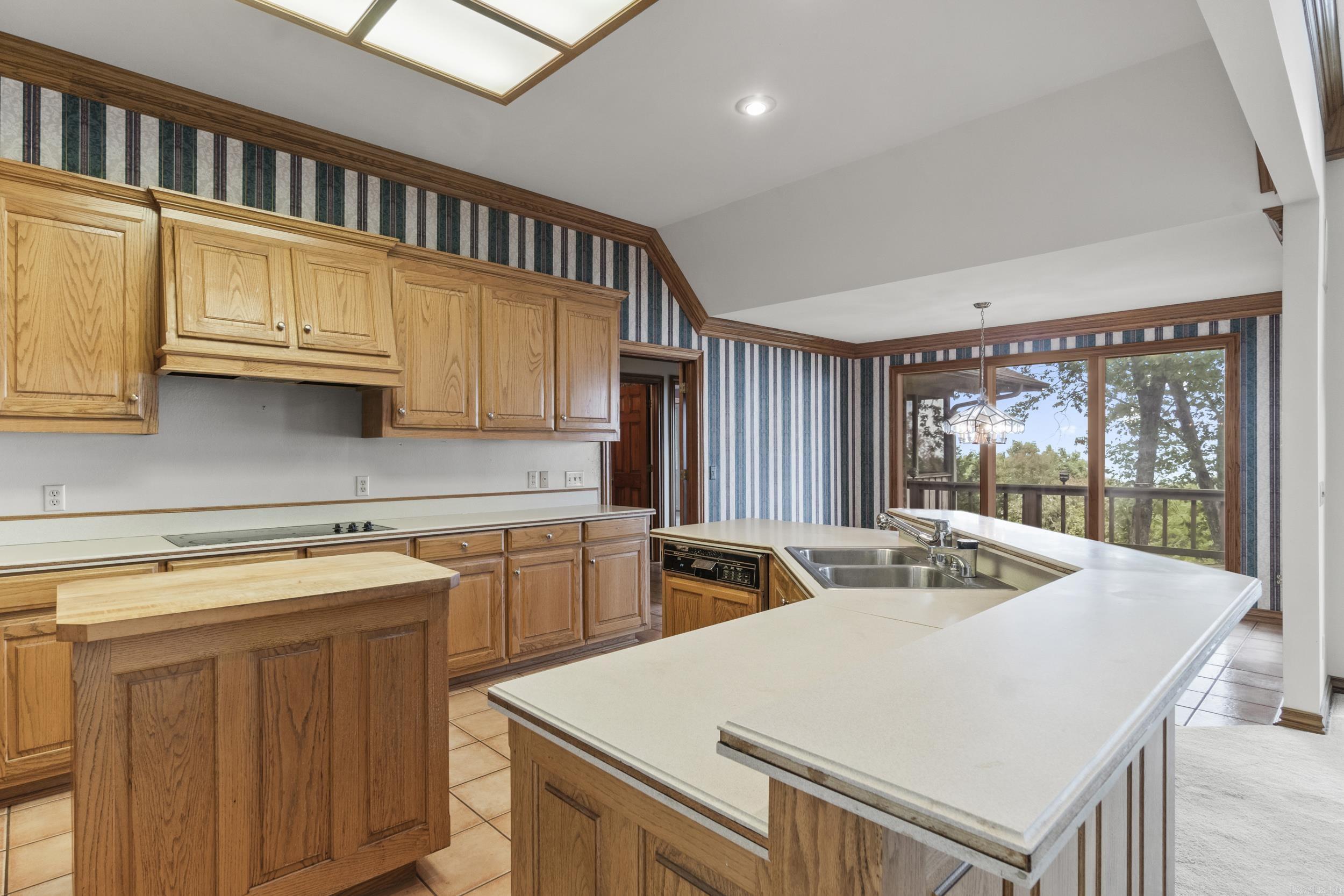 39 E Bluff  Quitman, AR
