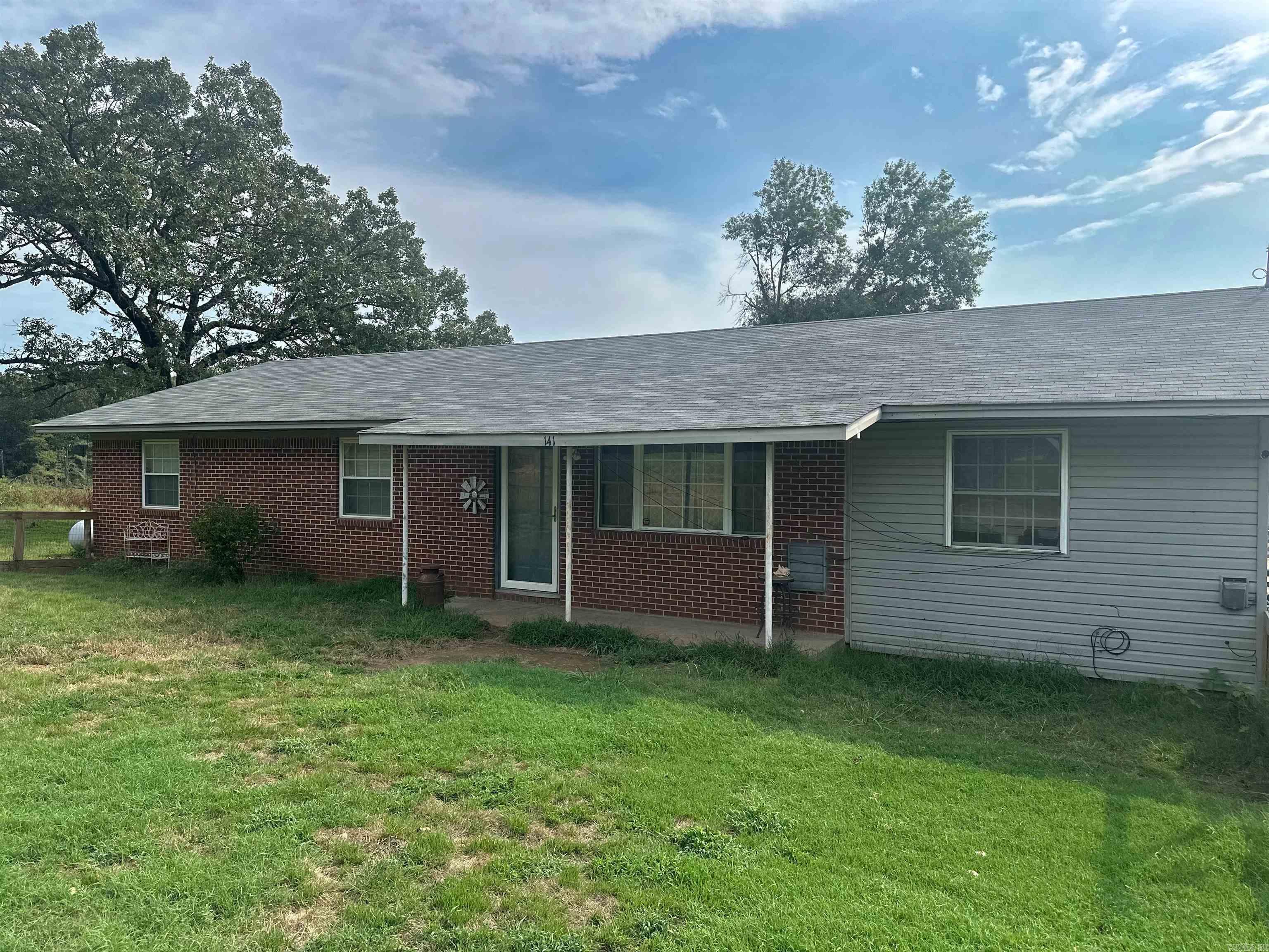 141 Hall Branch Road  Solgohachia, AR