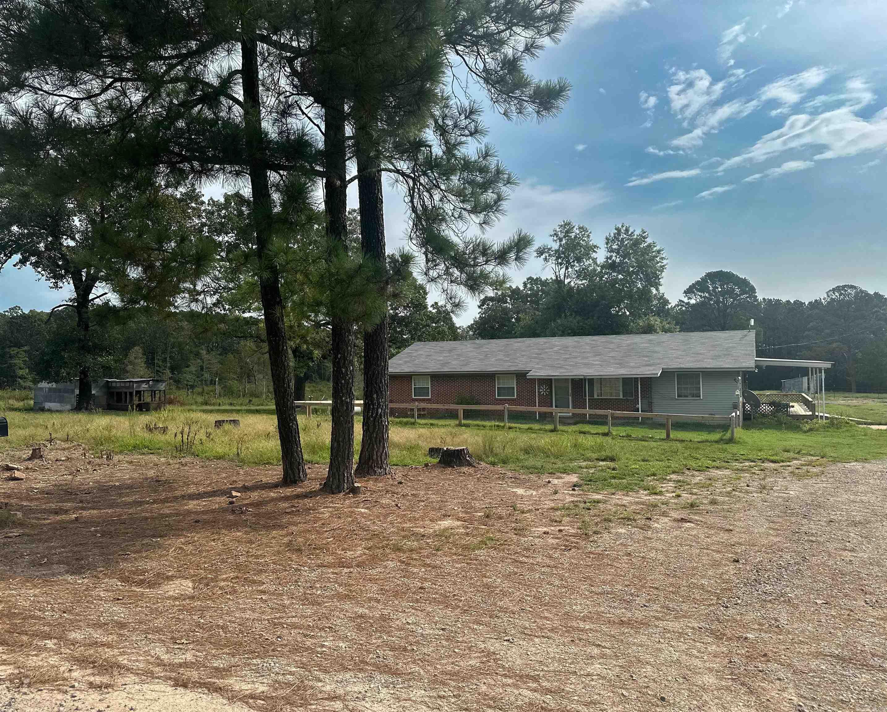 141 Hall Branch Road  Solgohachia, AR