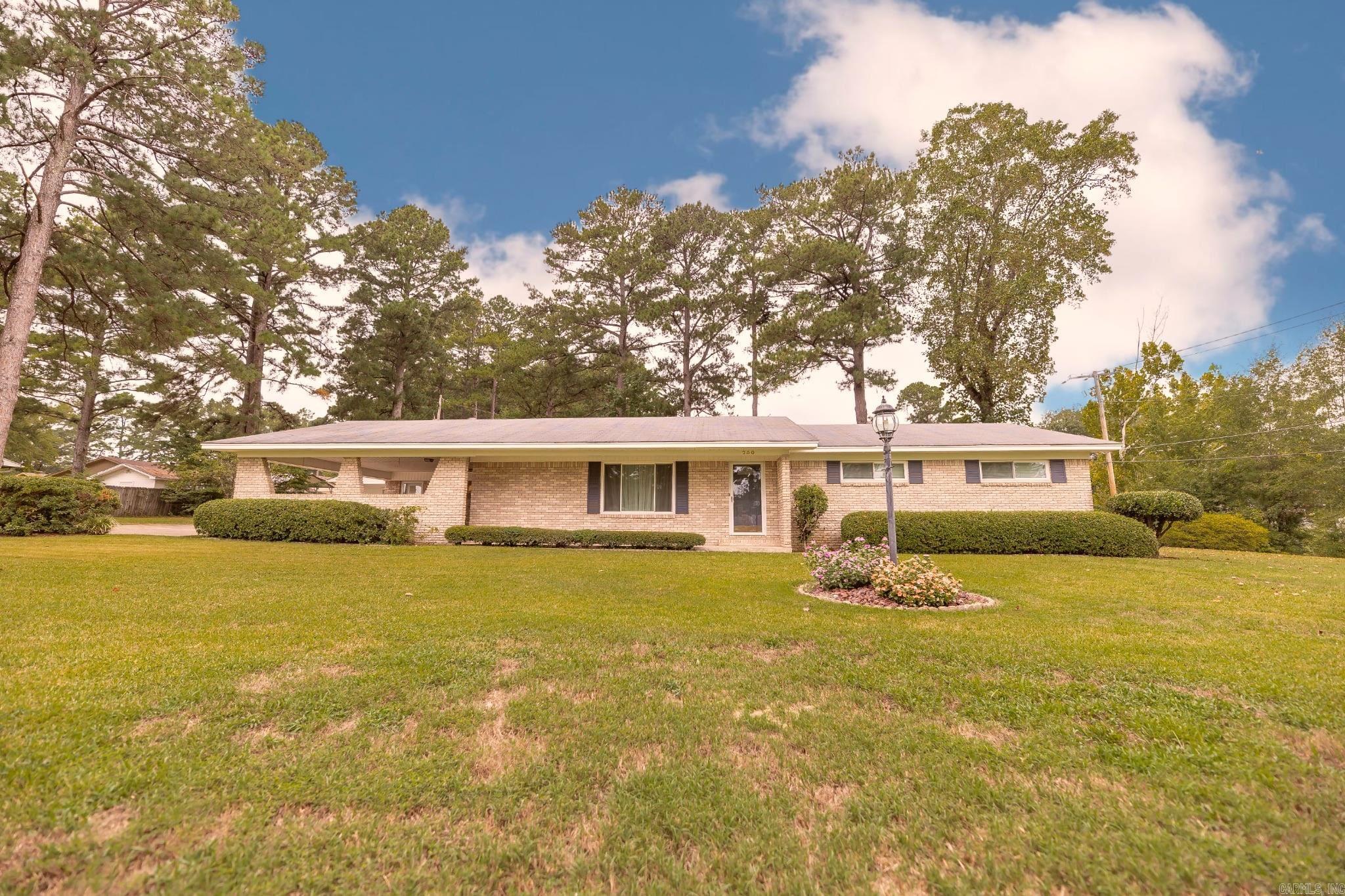 750 Sharp Ave  Camden, AR
