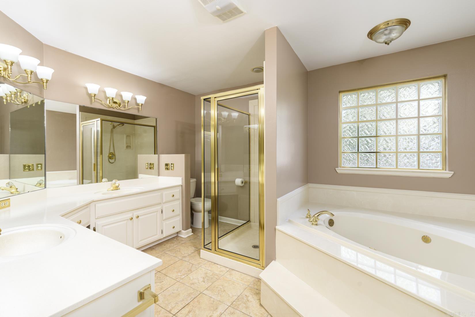 30 Silver Ridge  North Little Rock, AR