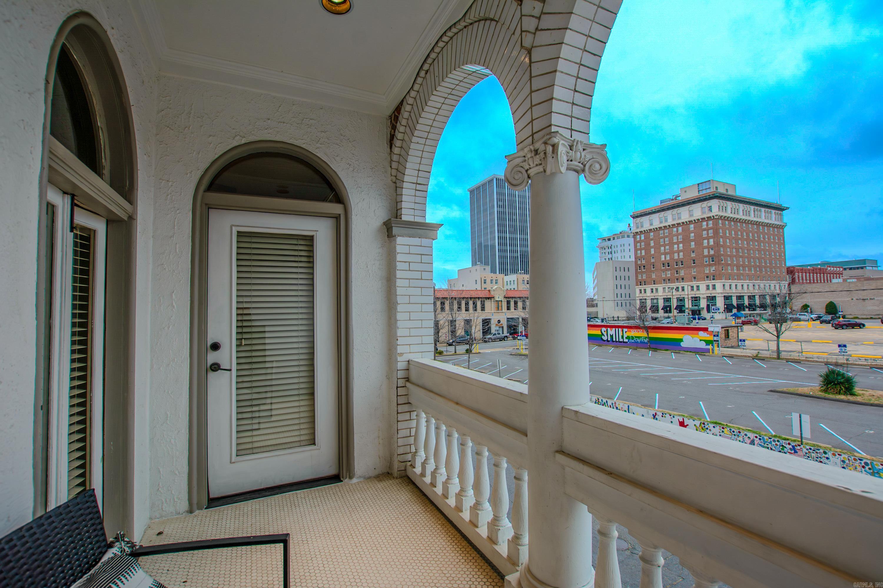 612 Center Street
