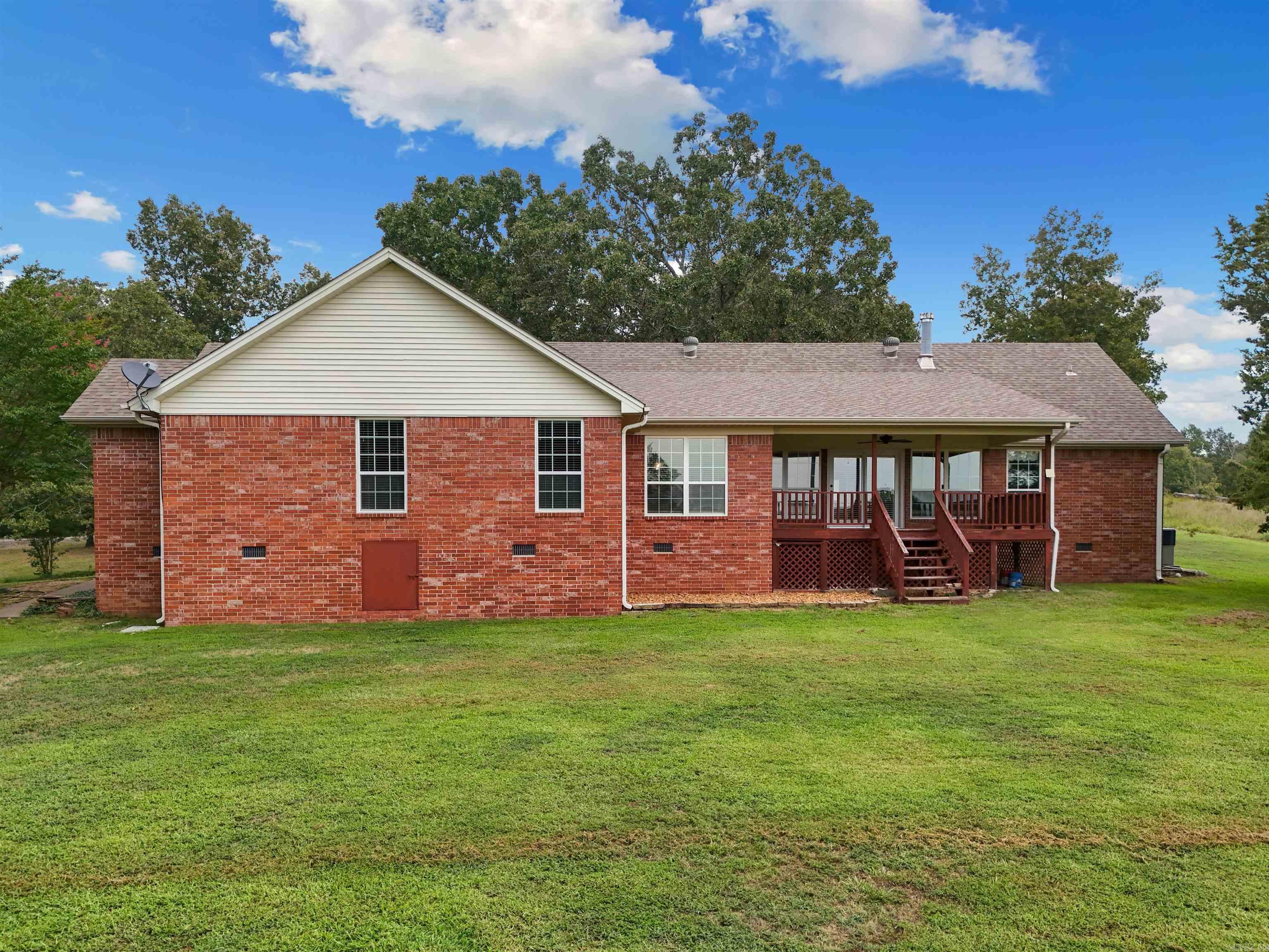 171 Sylvia Finch  Romance, AR
