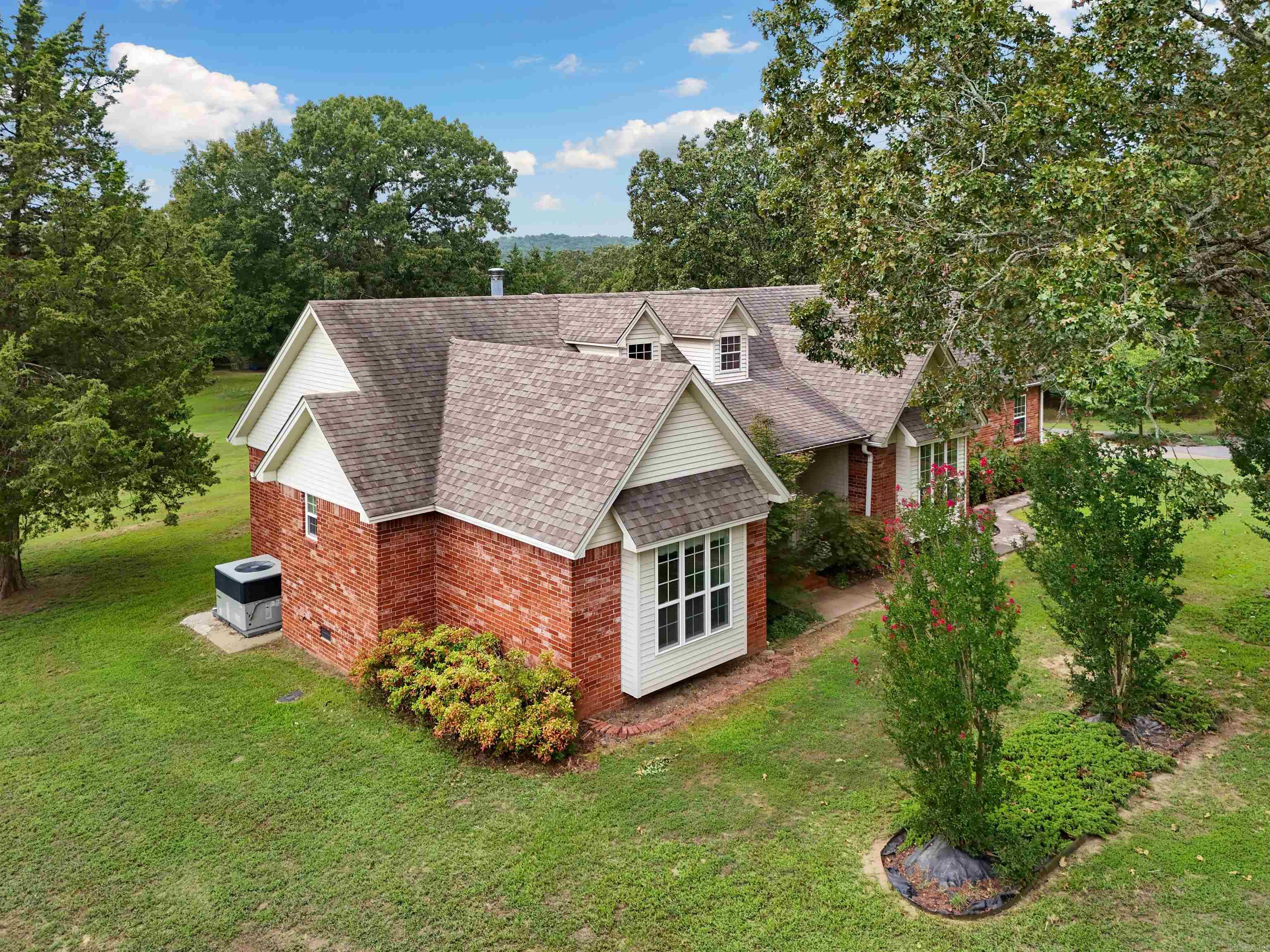 171 Sylvia Finch  Romance, AR