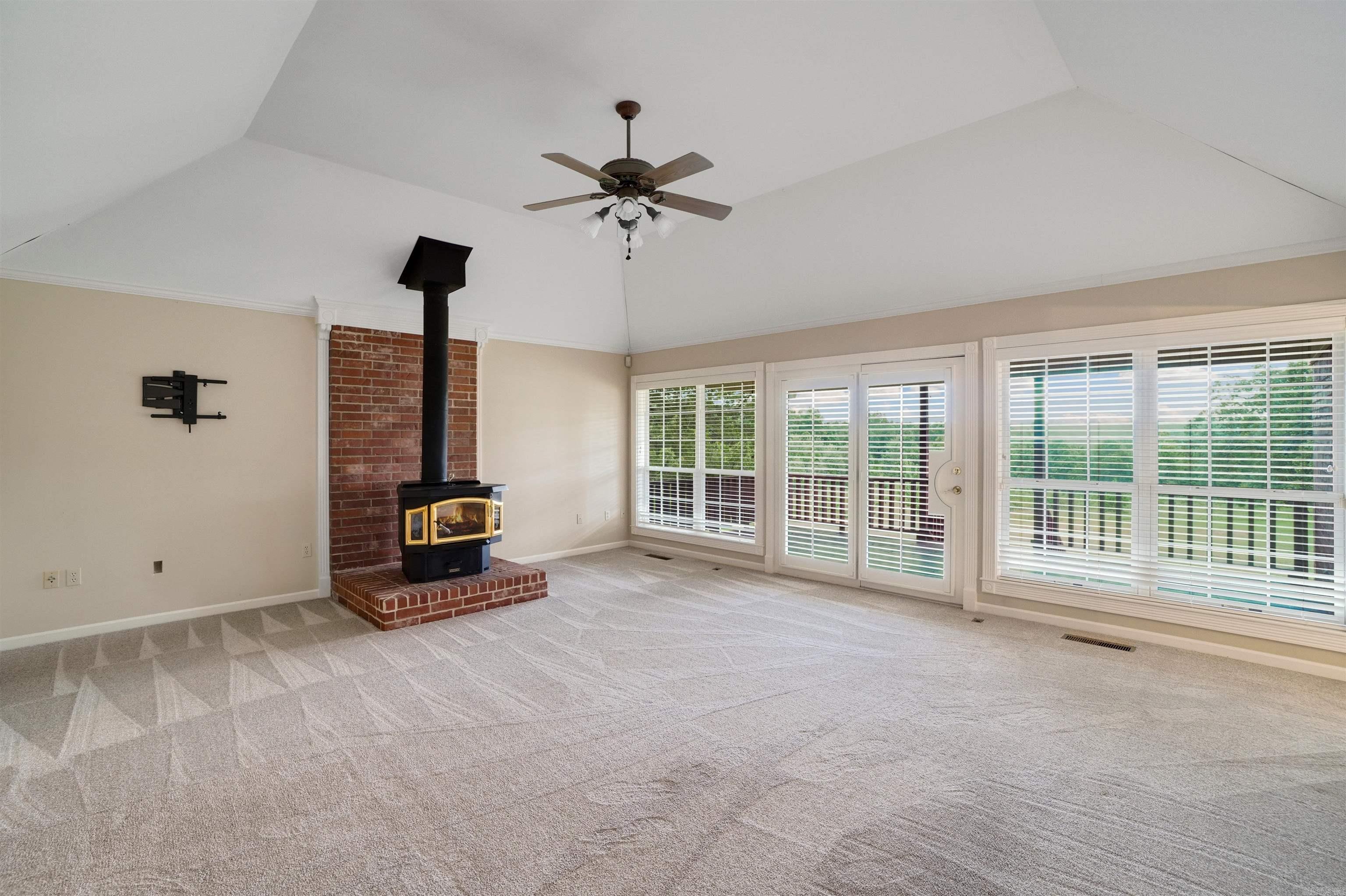 171 Sylvia Finch  Romance, AR