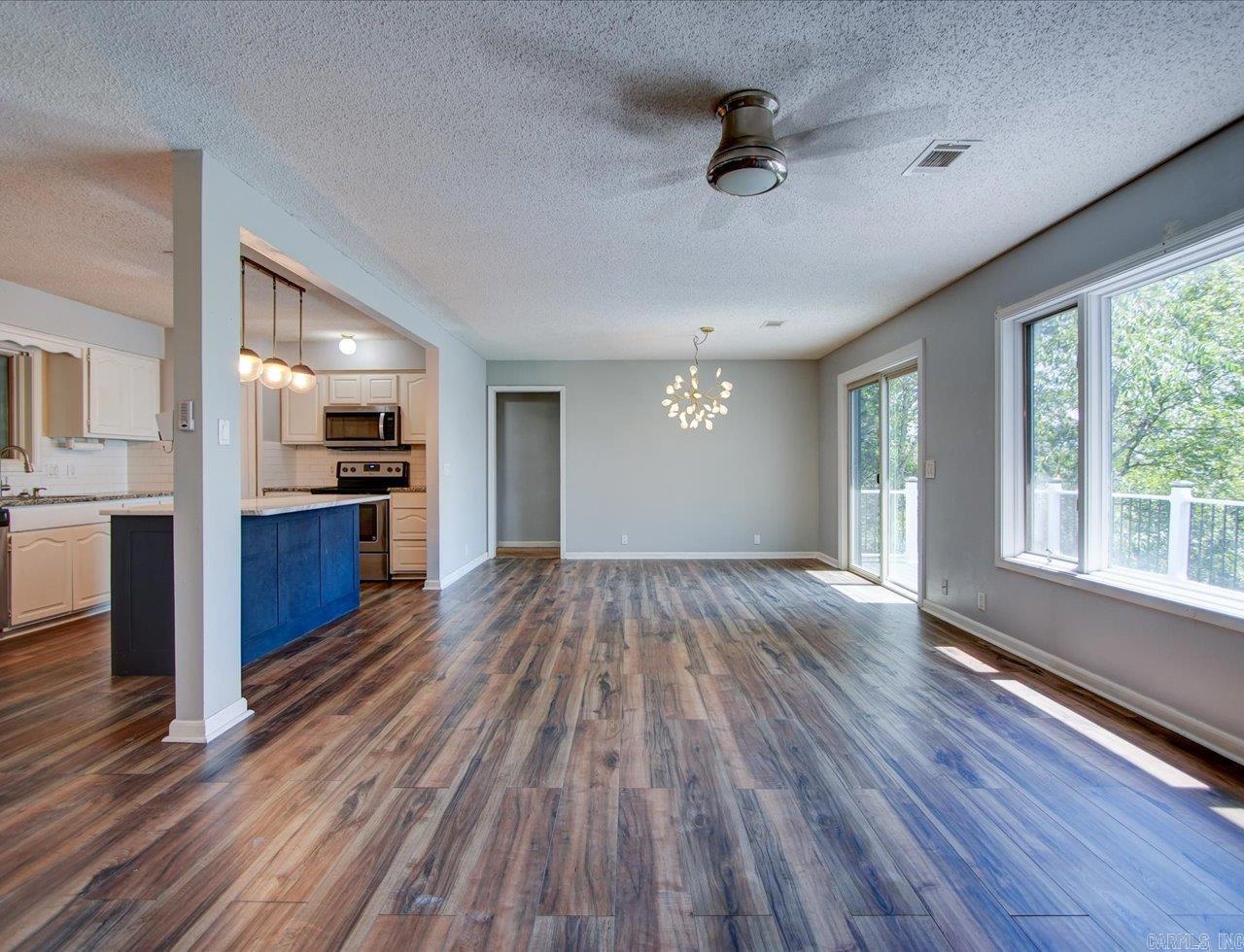23 Ponferrada  Hot Springs Village, AR