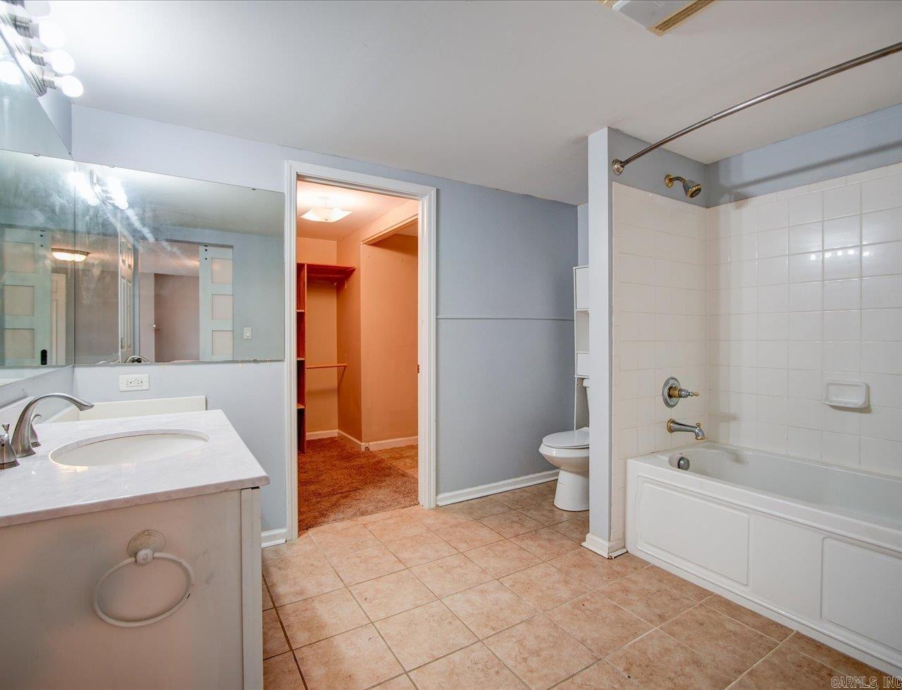 23 Ponferrada  Hot Springs Village, AR
