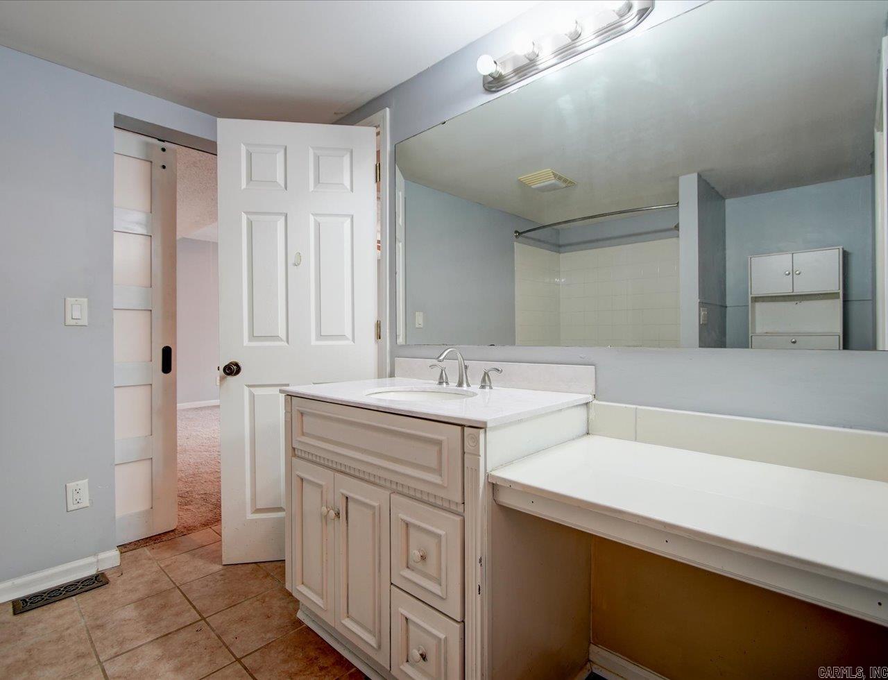 23 Ponferrada  Hot Springs Village, AR