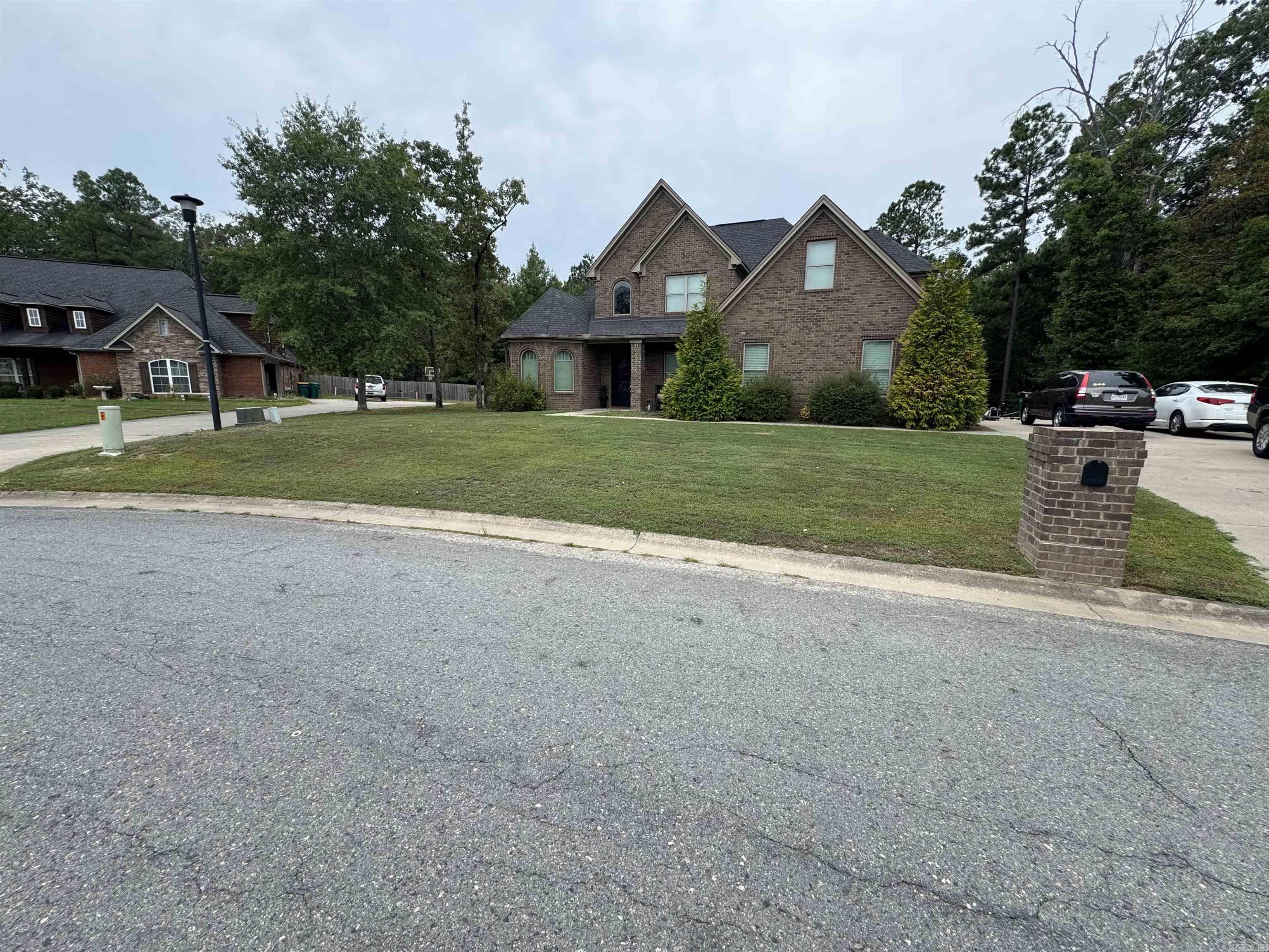 116 CARRIAGE COURT  White Hall, AR
