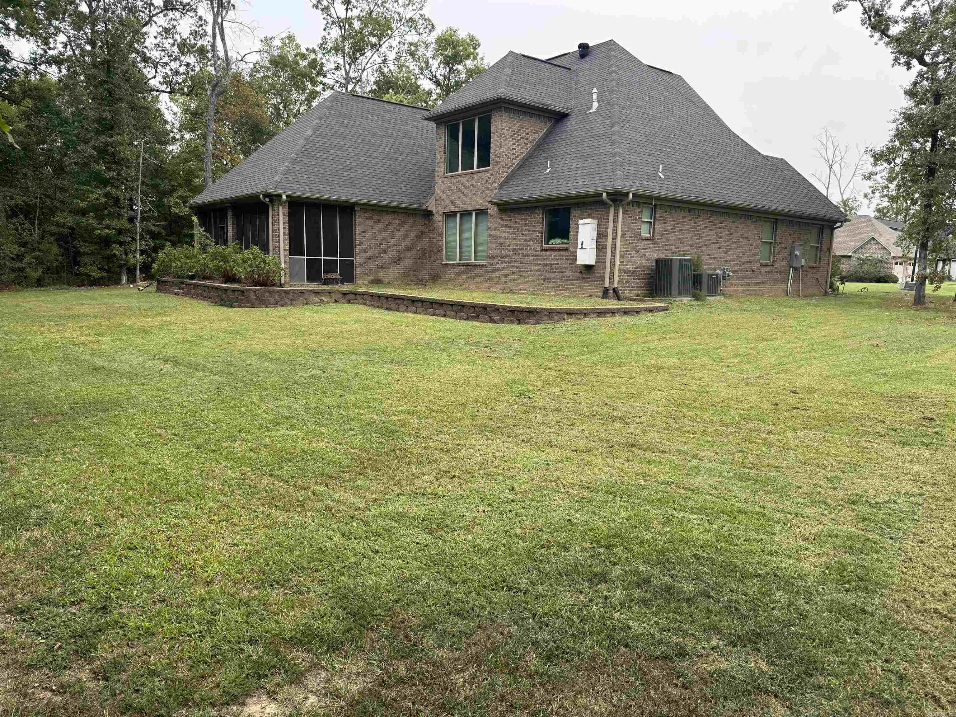 116 CARRIAGE COURT  White Hall, AR