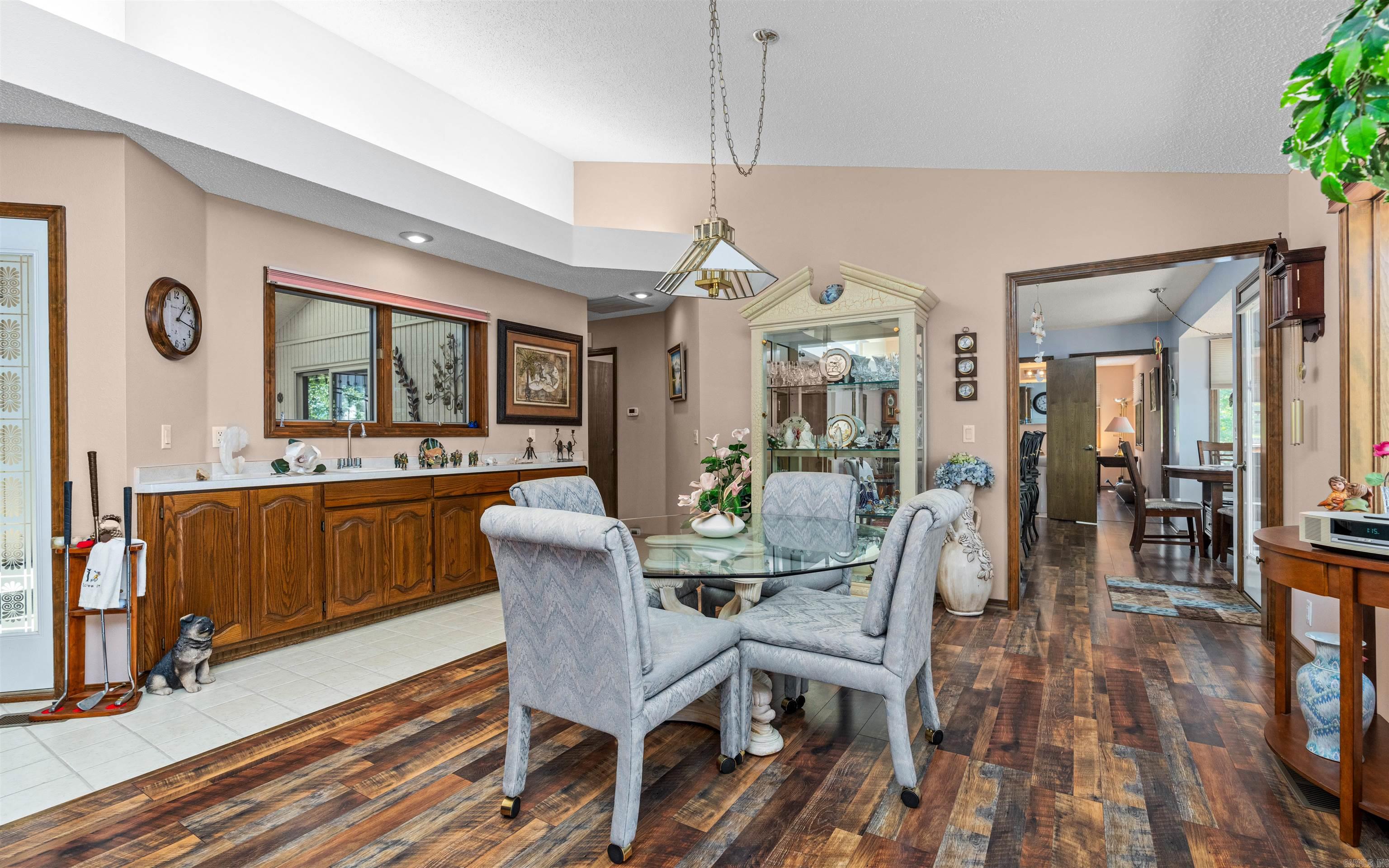 10 Delavega  Hot Springs Village, AR