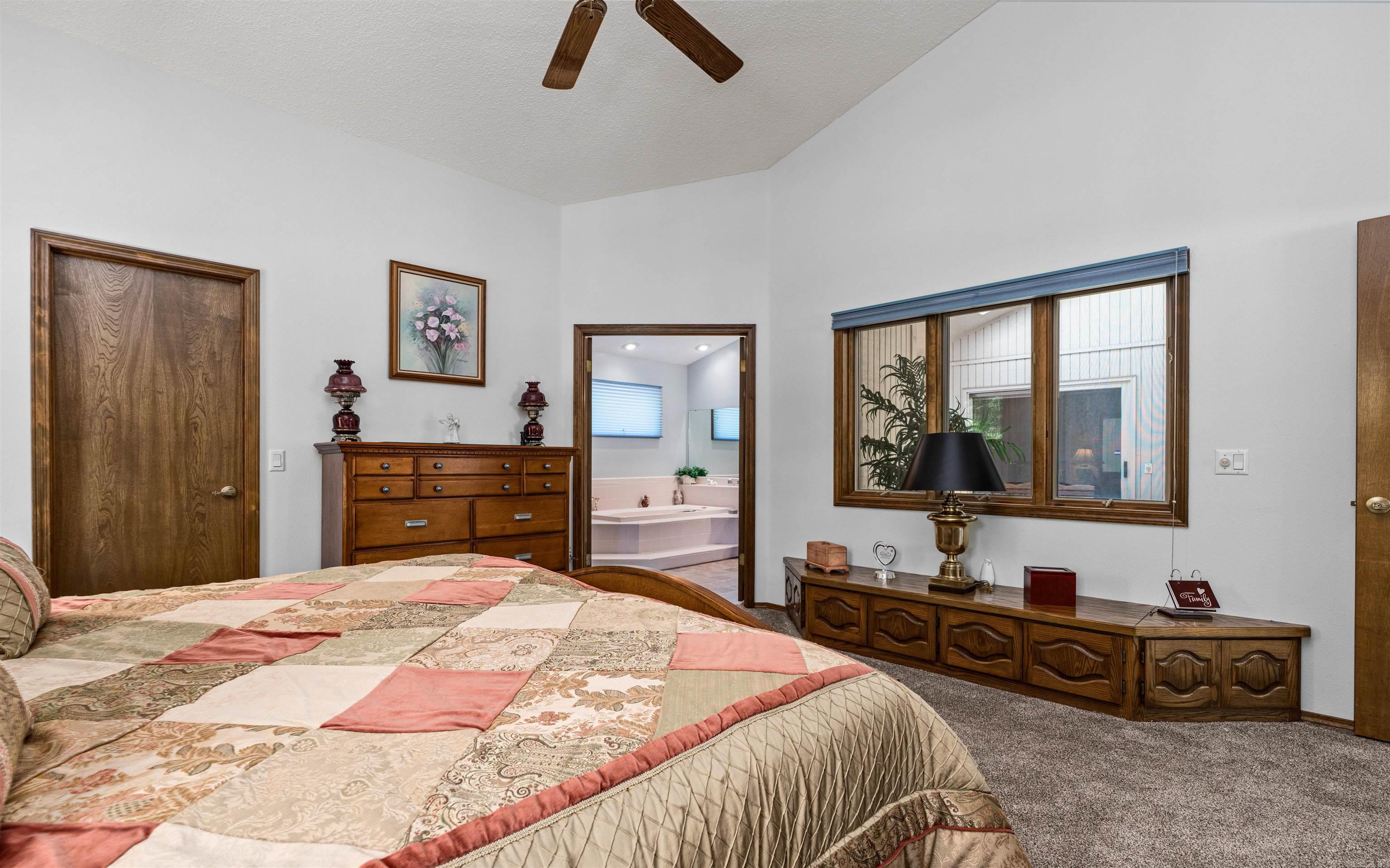 10 Delavega  Hot Springs Village, AR
