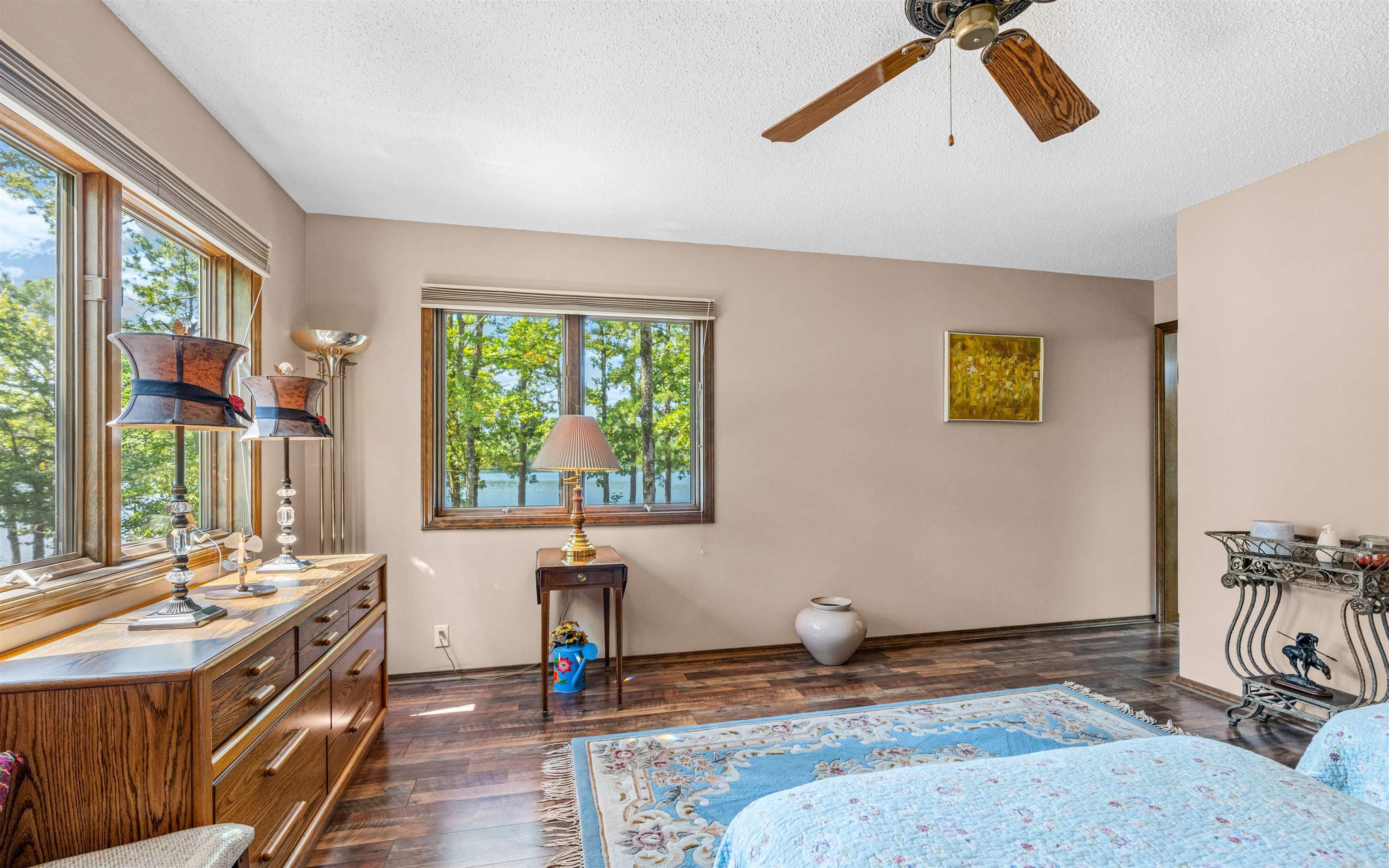 10 Delavega  Hot Springs Village, AR