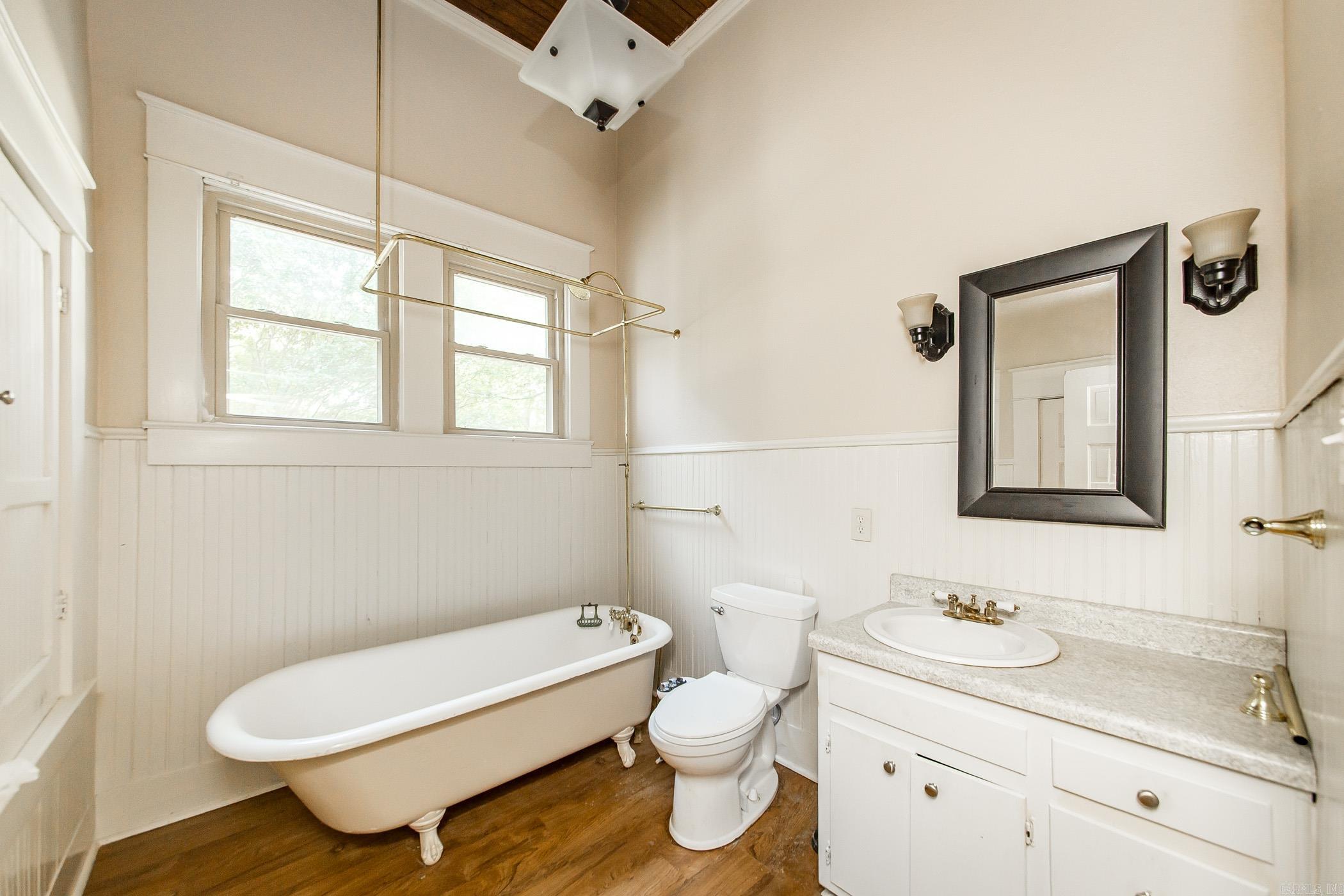 801 Crittenden  Arkadelphia, AR