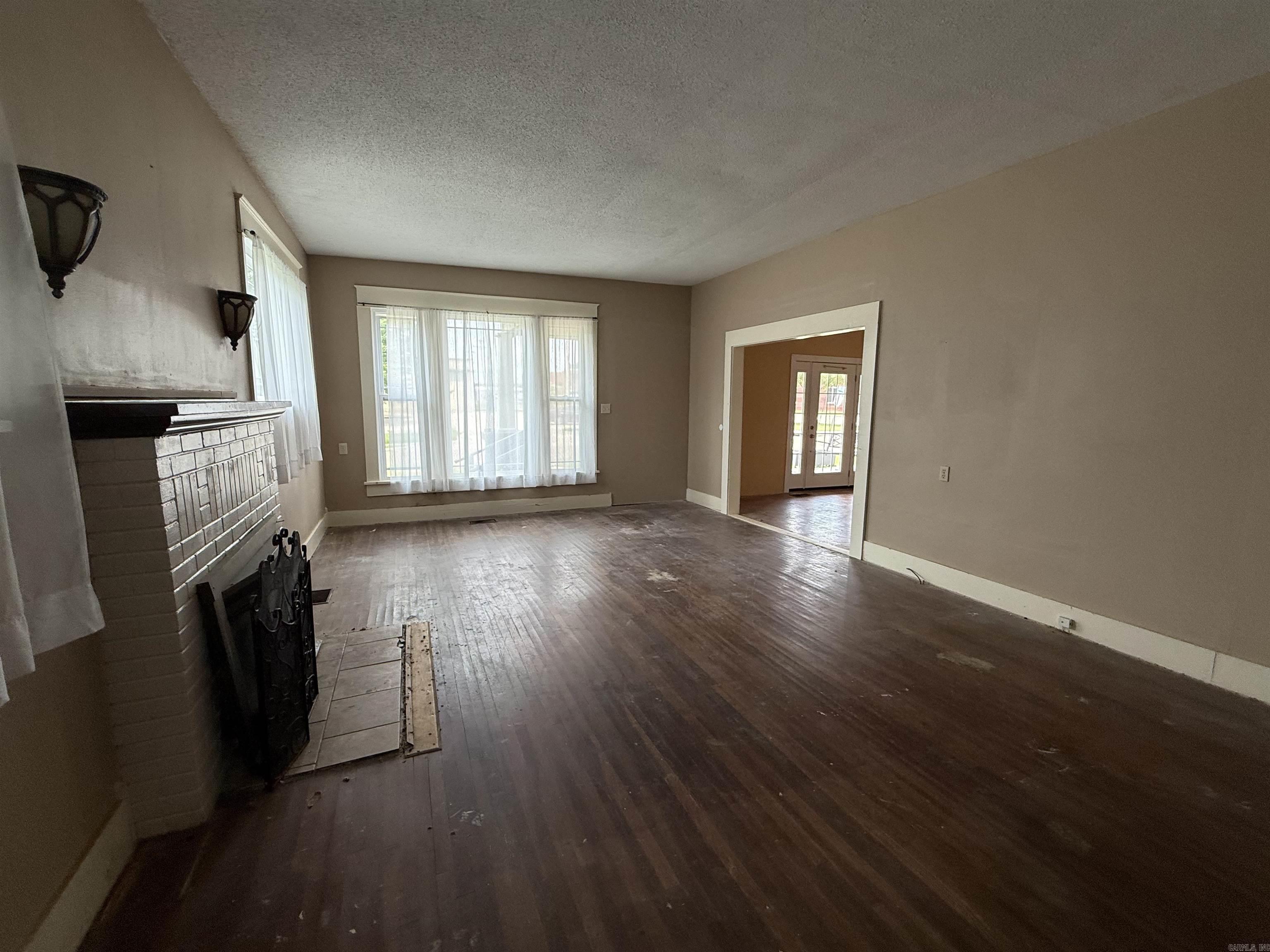 801 Crittenden  Arkadelphia, AR