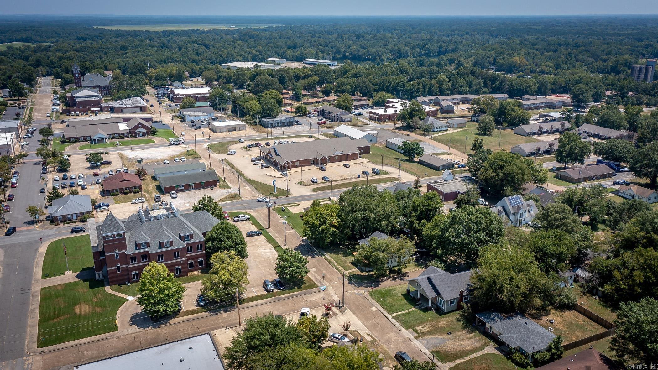 801 Crittenden  Arkadelphia, AR