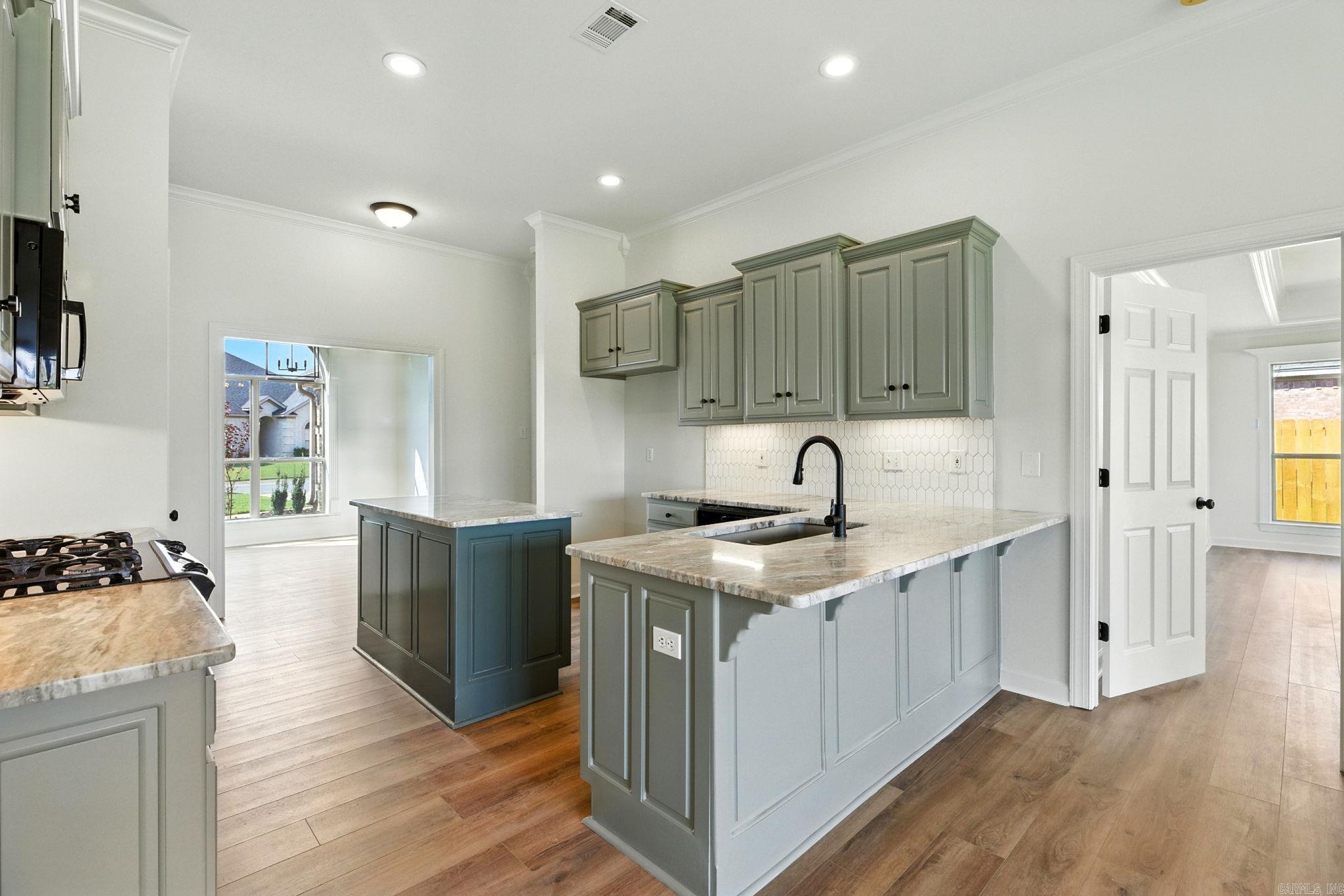 305 Maranes  Maumelle, AR