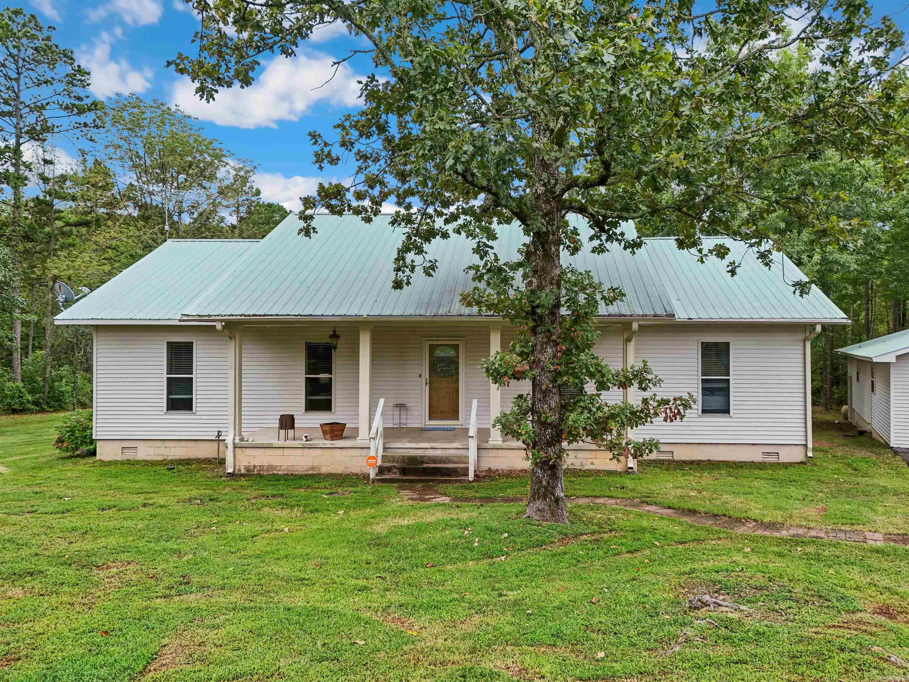 74 Moonlight  Quitman, AR