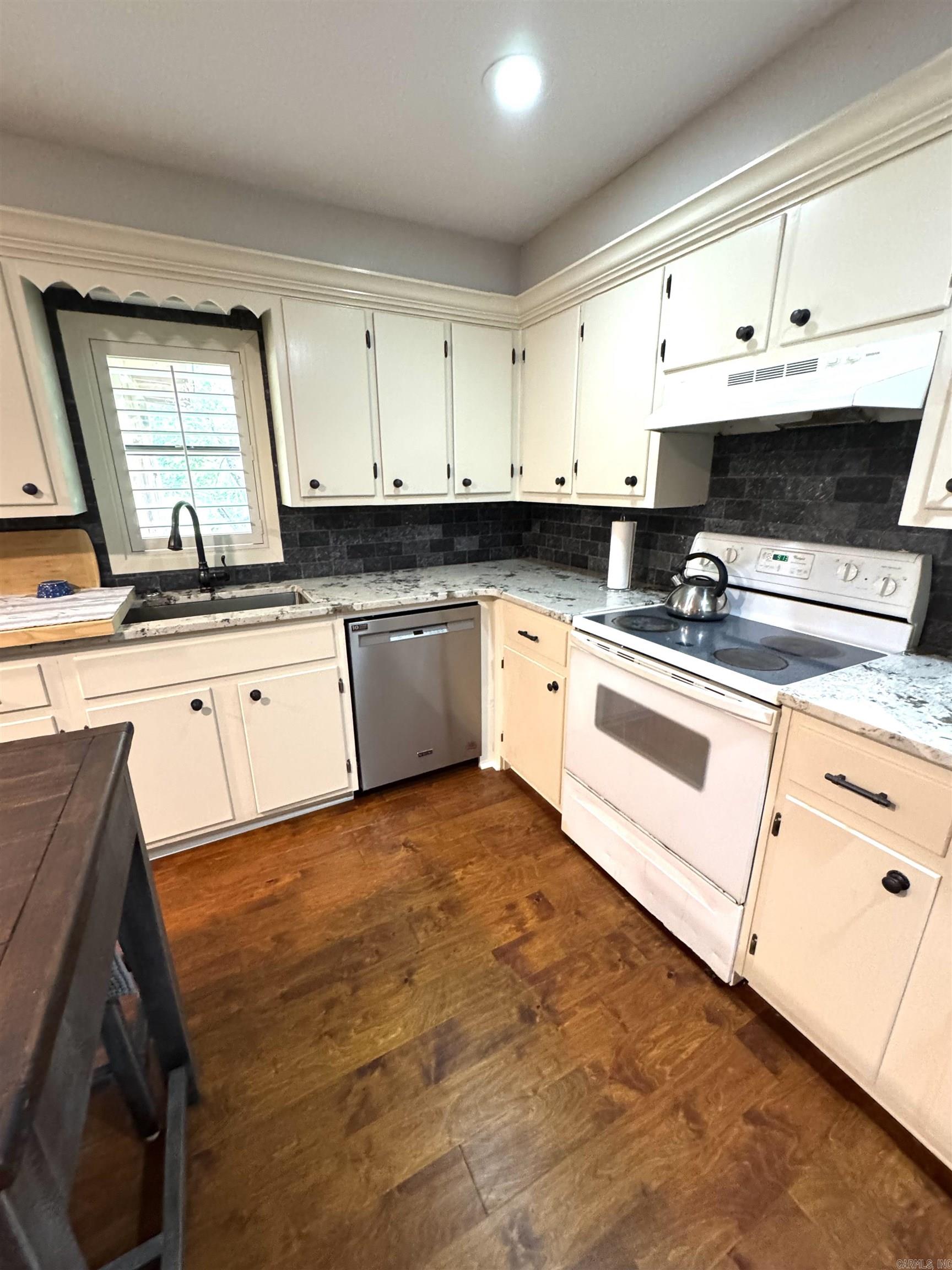 1002 S 11th Street  Heber Springs, AR