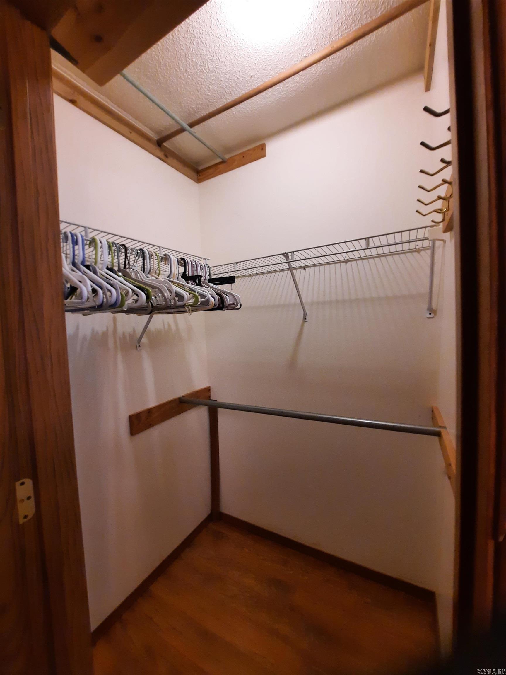 701 Clarence  Mountain View, AR