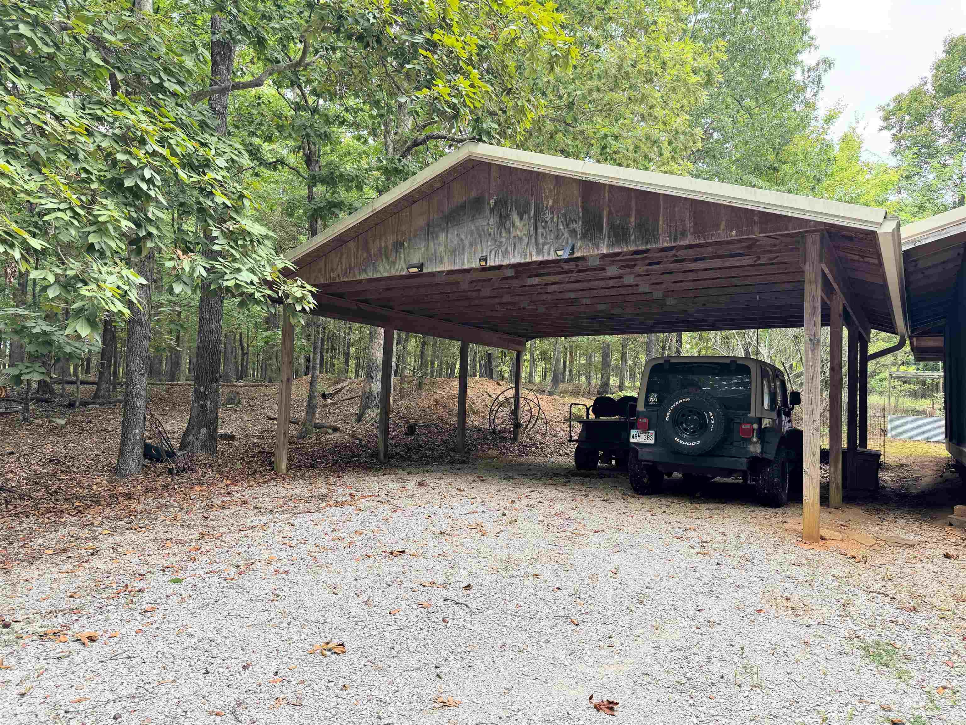 1499 Sutterfield  Fox, AR