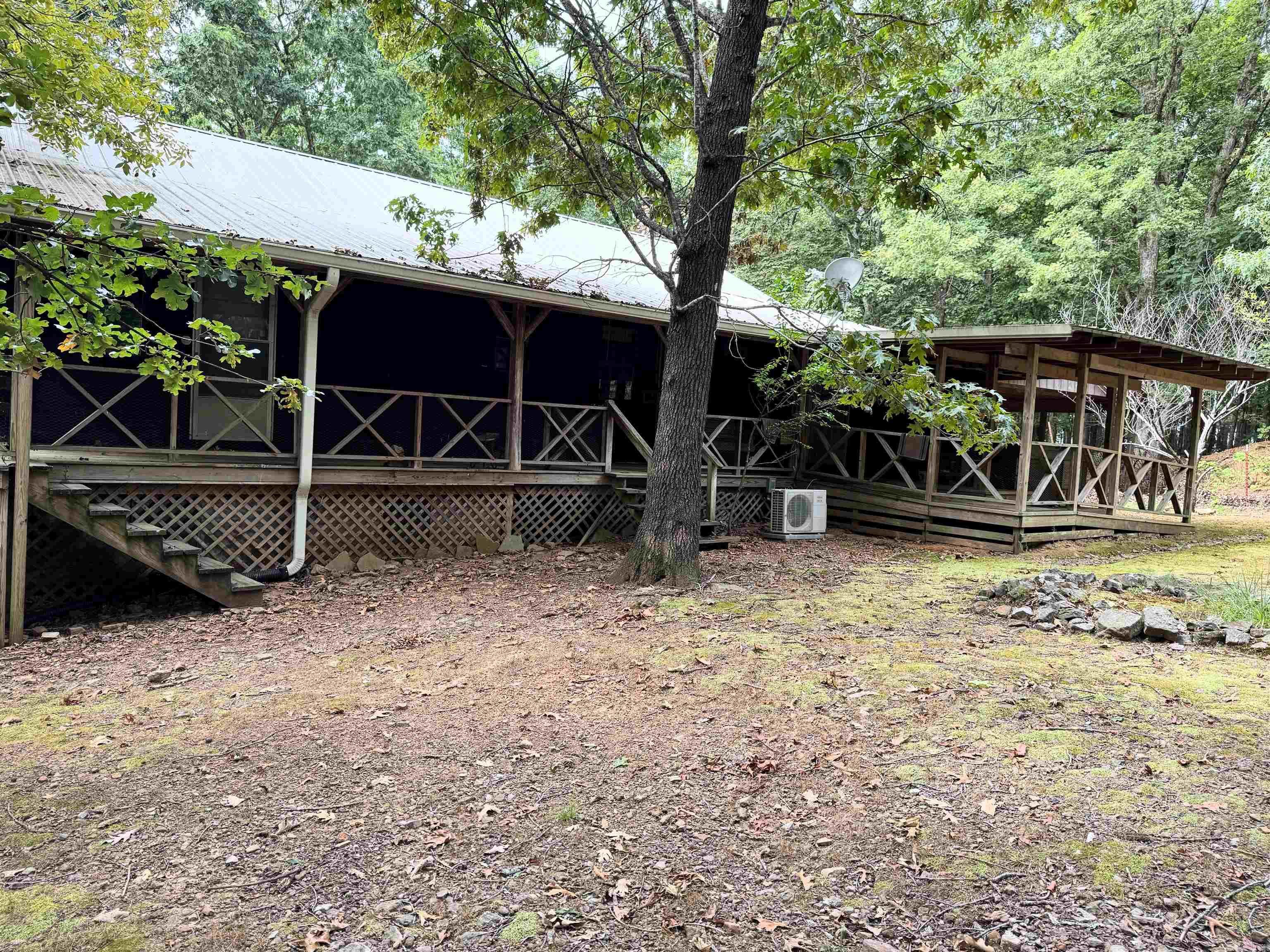 1499 Sutterfield  Fox, AR