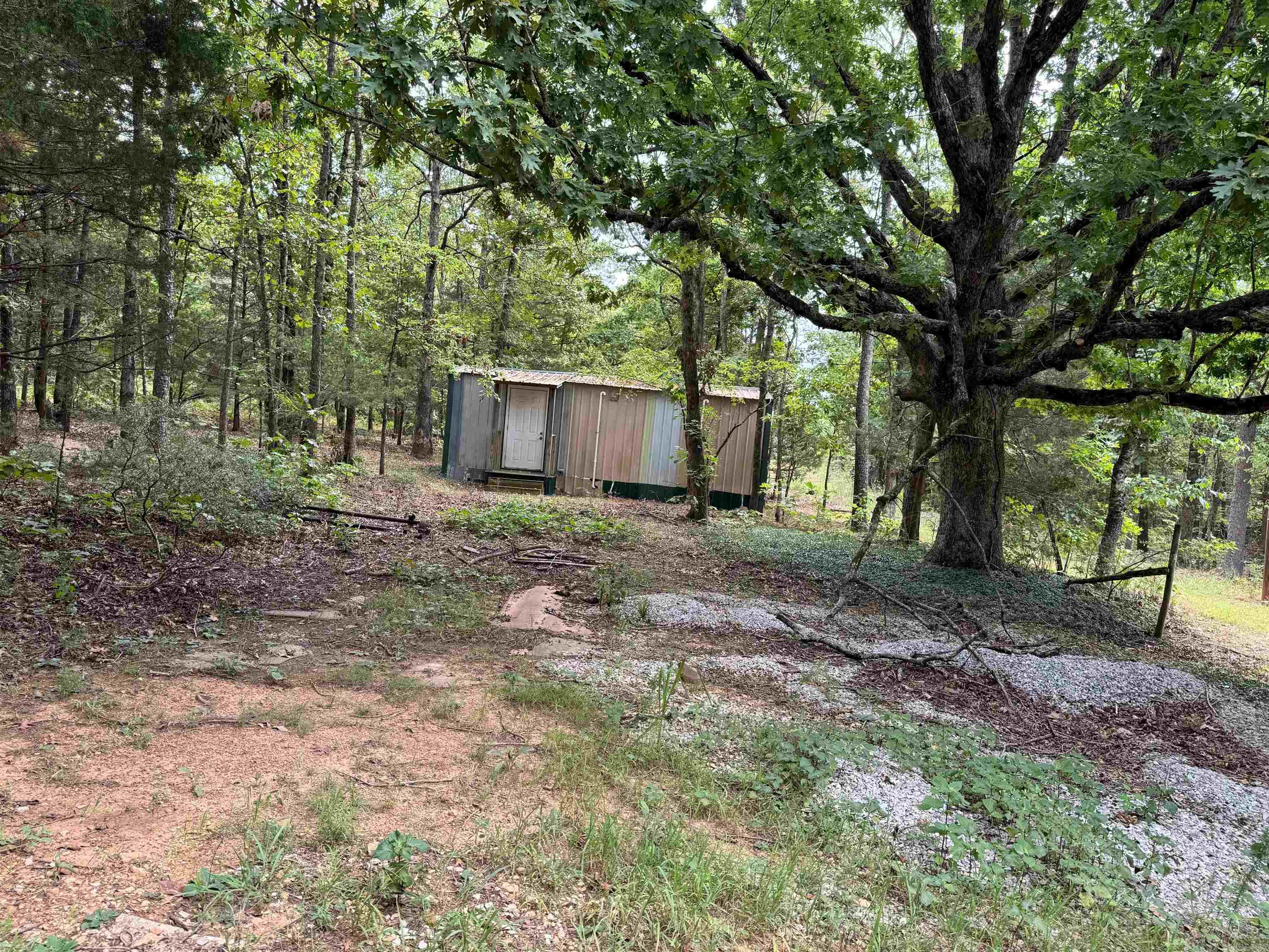 1499 Sutterfield  Fox, AR