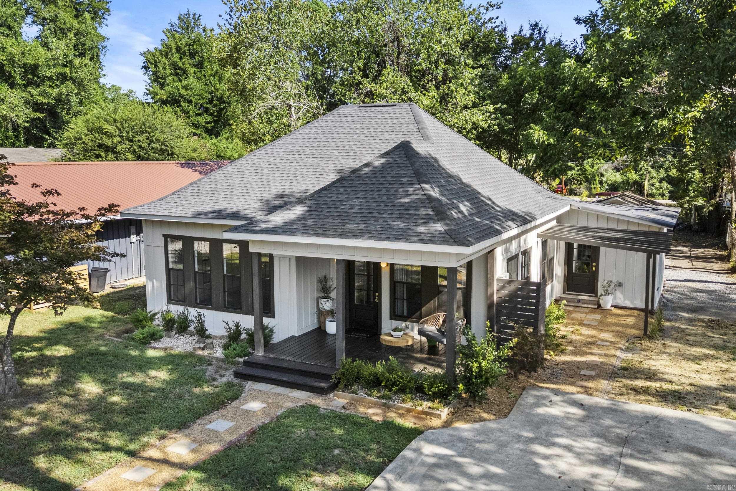 300 W High St  Sheridan, AR
