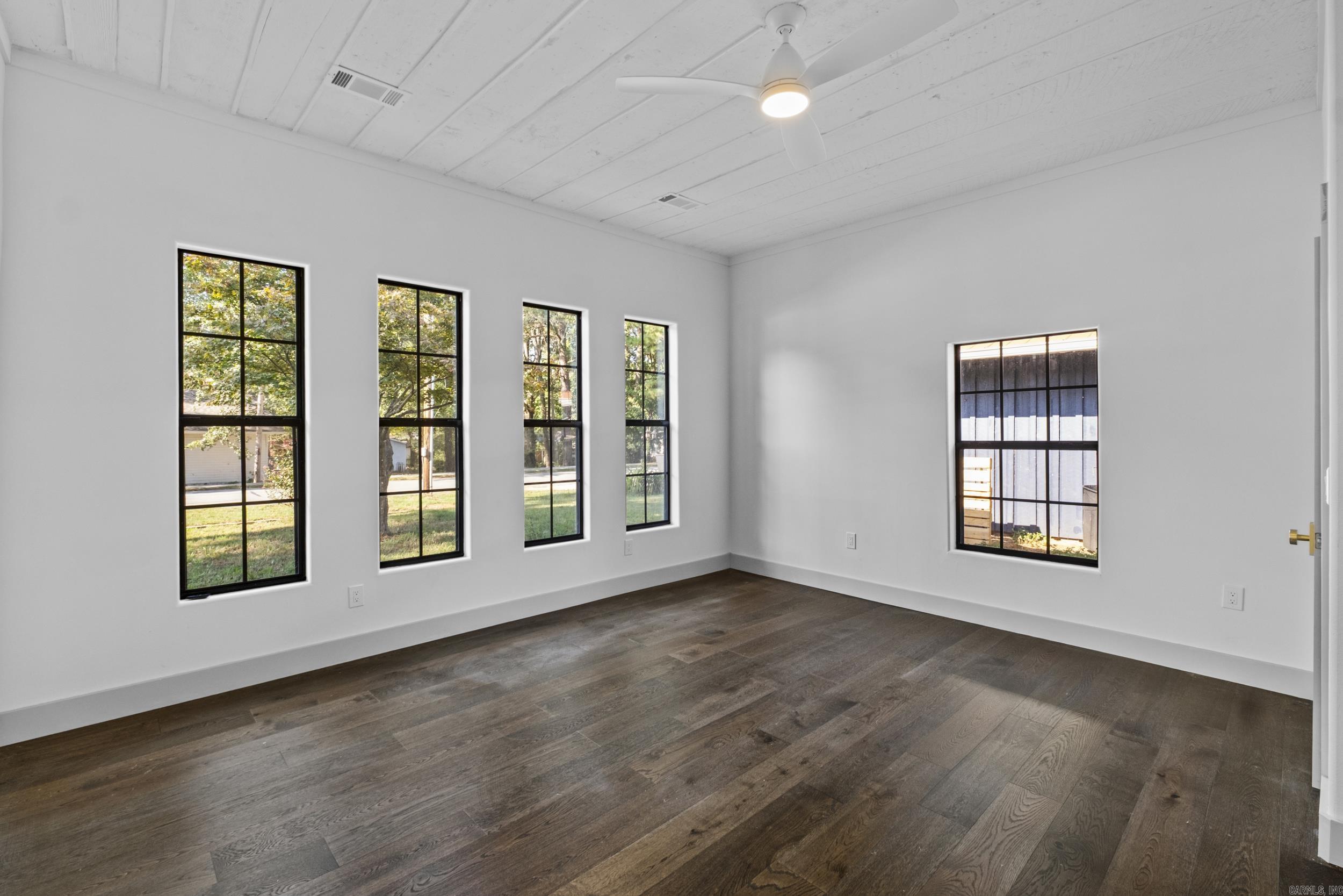 300 W High St  Sheridan, AR