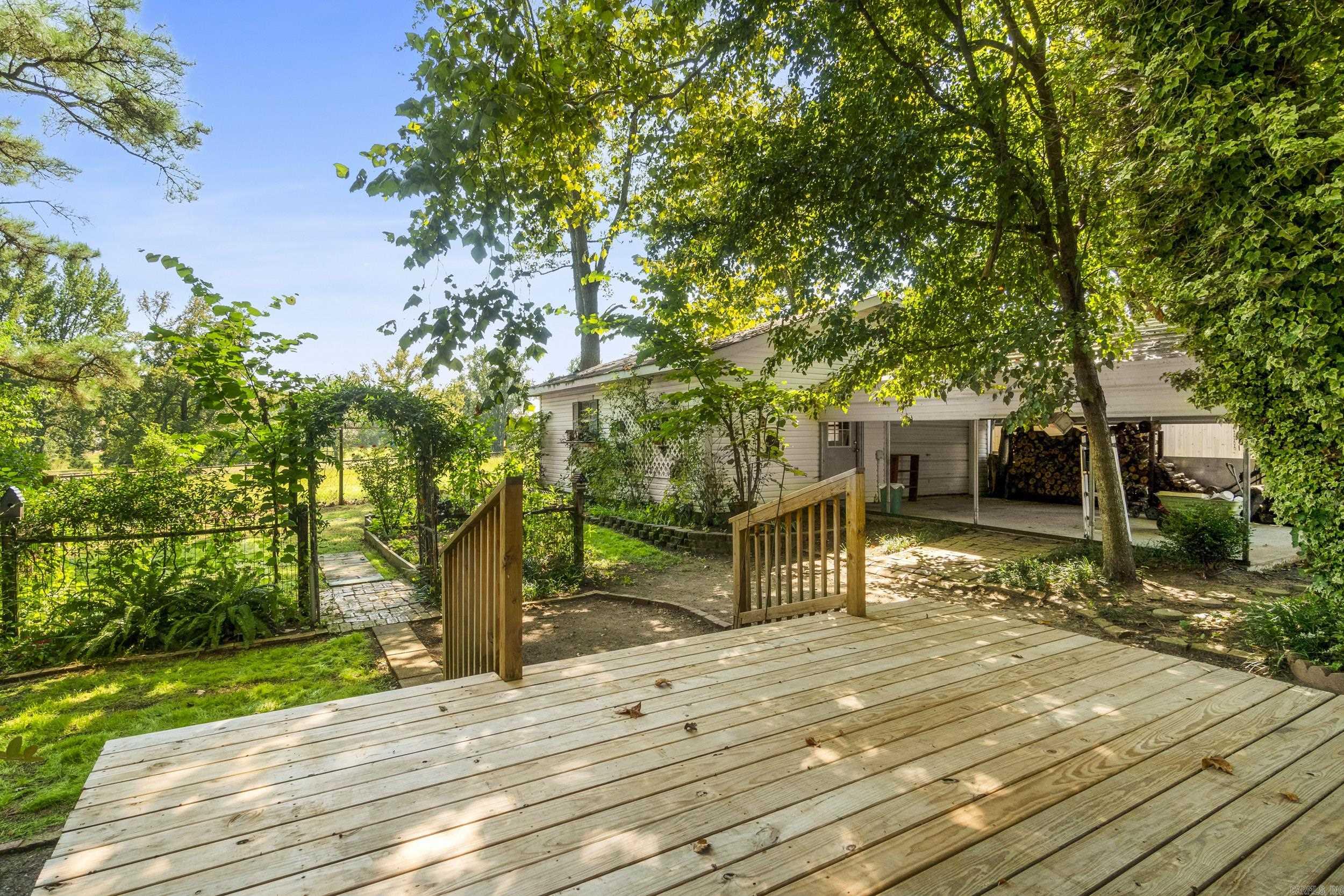 1266 Highway 258  Bald Knob, AR
