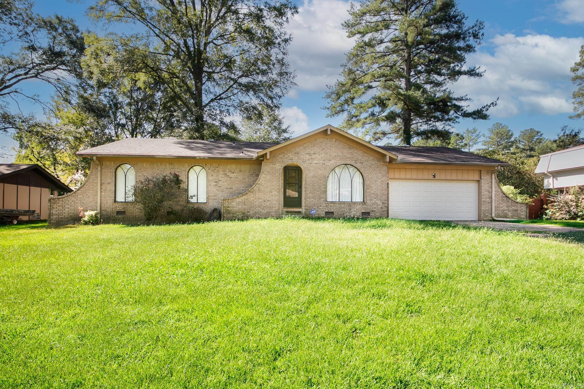 134 Foxdell Circle