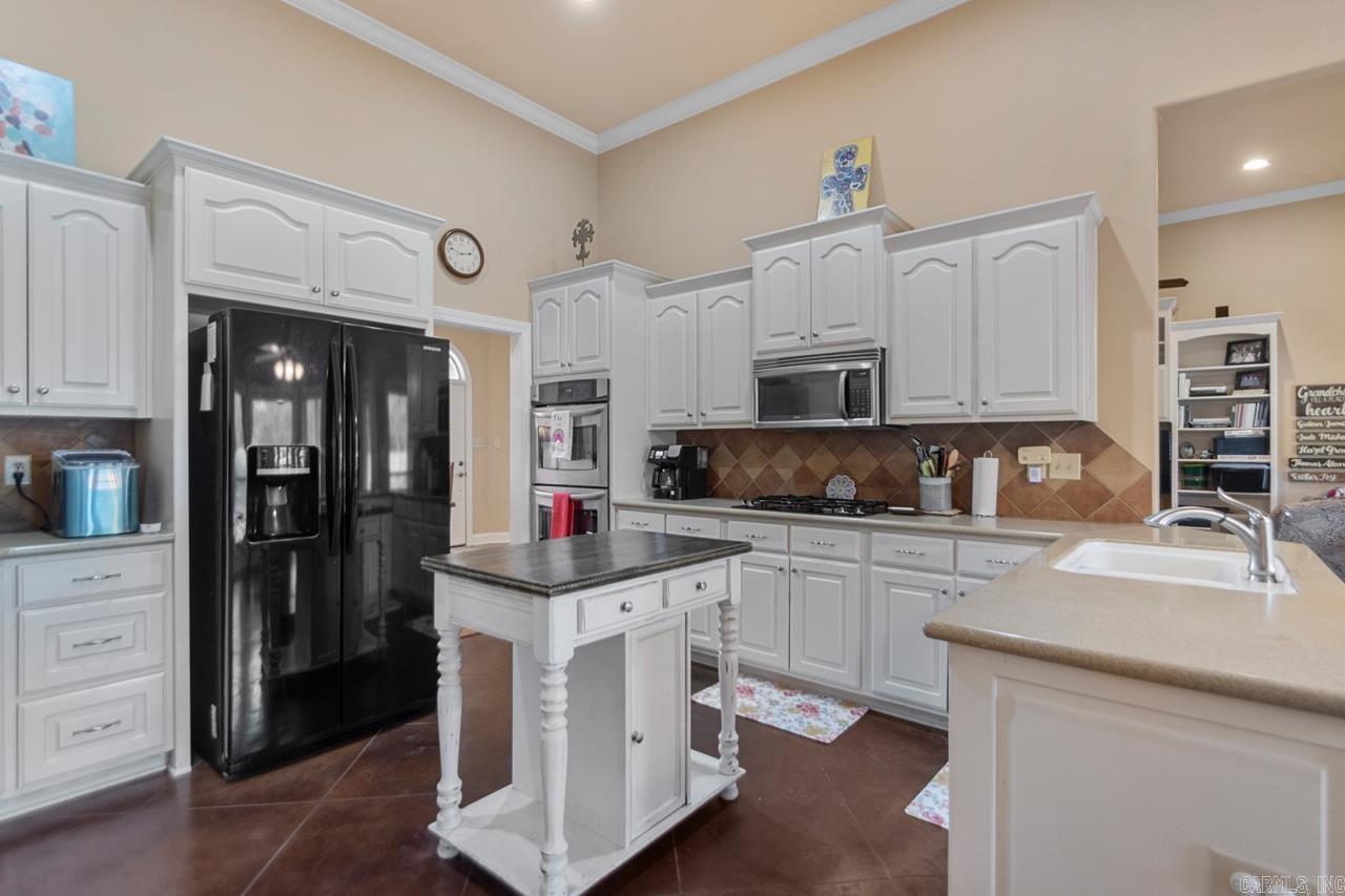 54 Oakbrooke  Sherwood, AR
