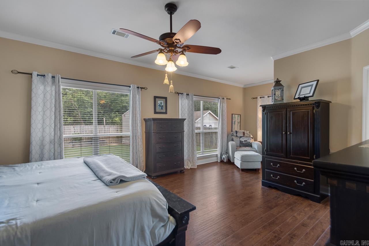 54 Oakbrooke  Sherwood, AR