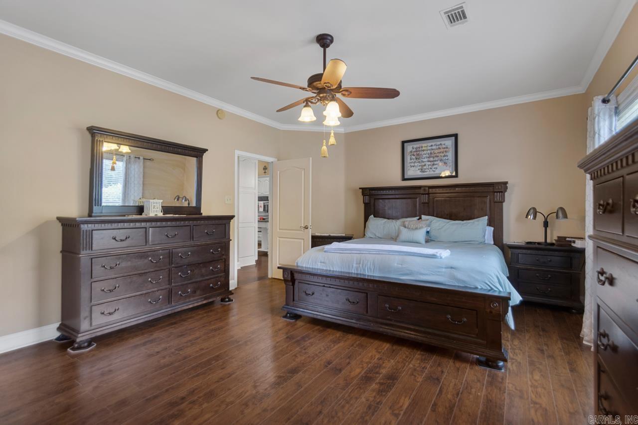 54 Oakbrooke  Sherwood, AR