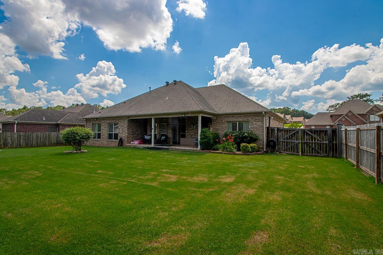 54 Oakbrooke  Sherwood, AR