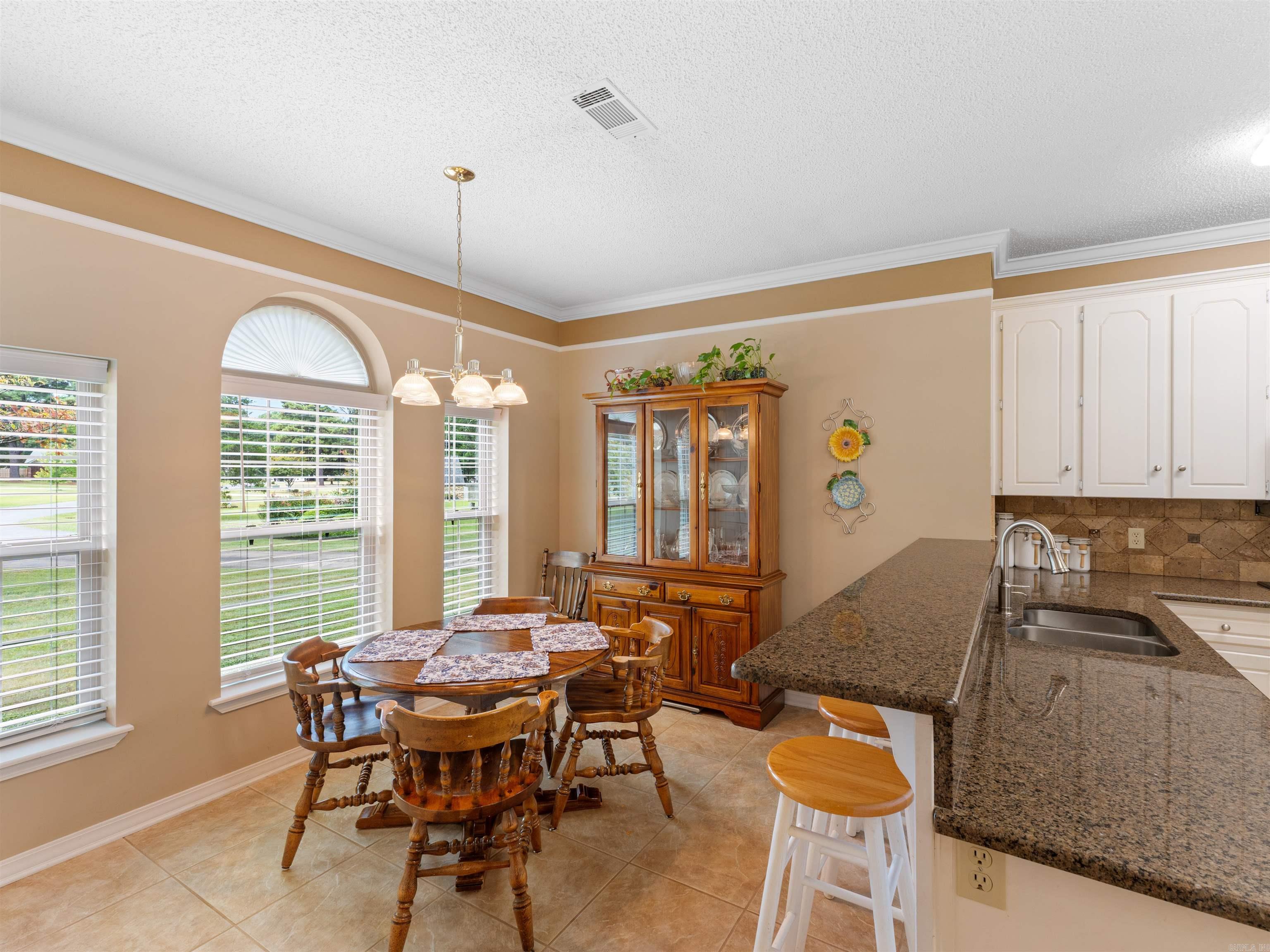 212 Pine Terrace Dr  Cabot, AR