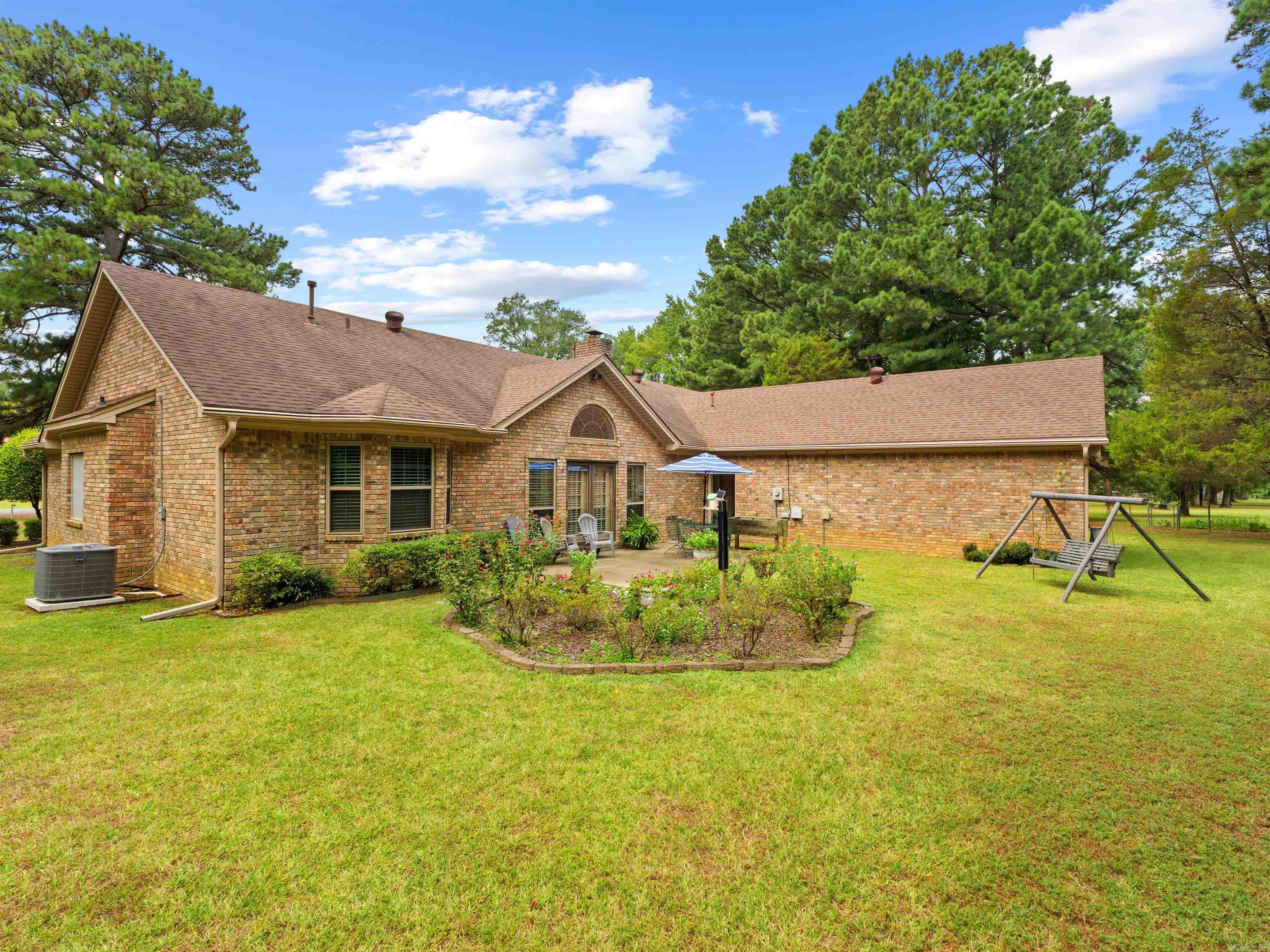 212 Pine Terrace Dr  Cabot, AR