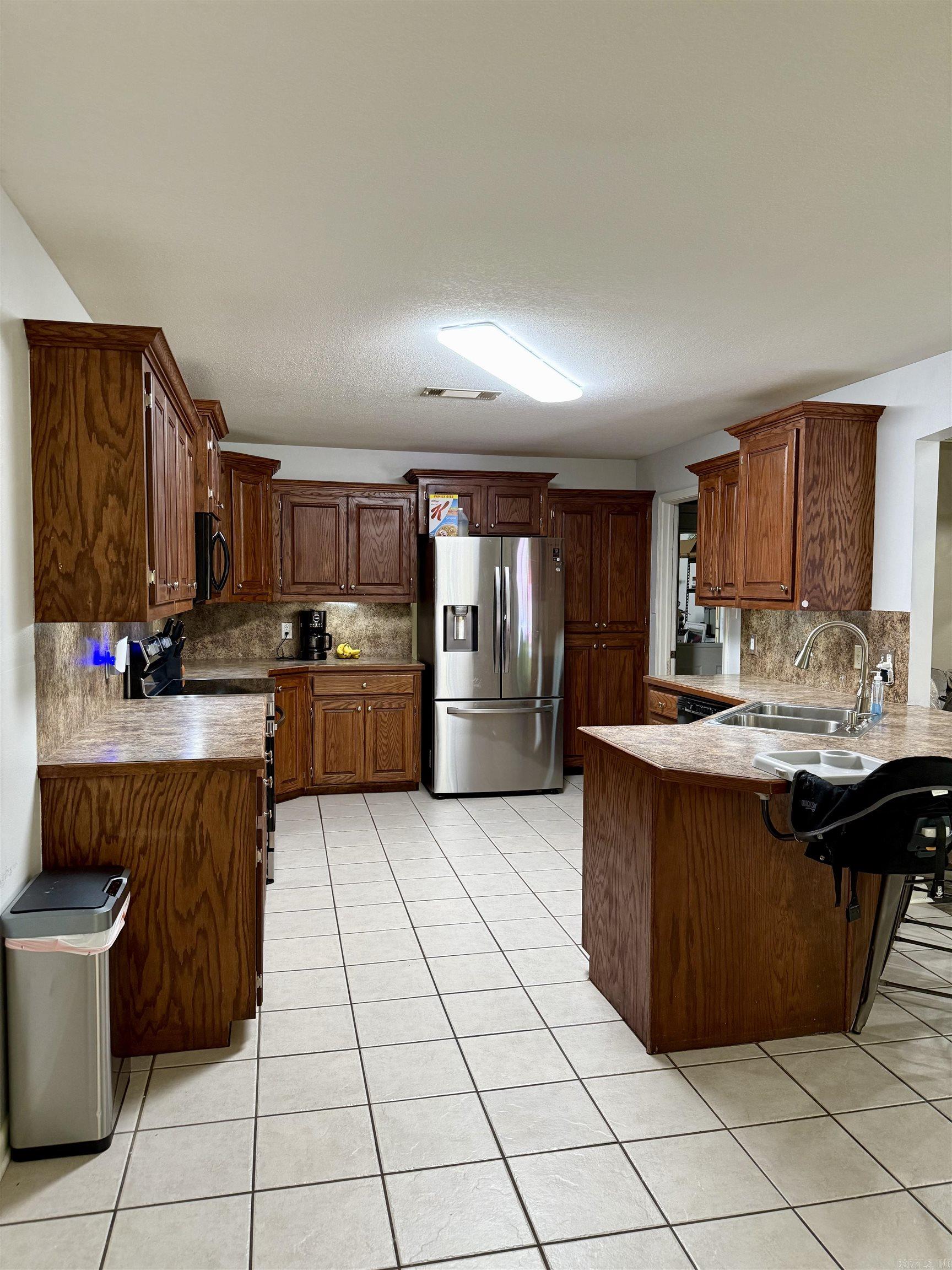 39 Valley CT  Sheridan, AR