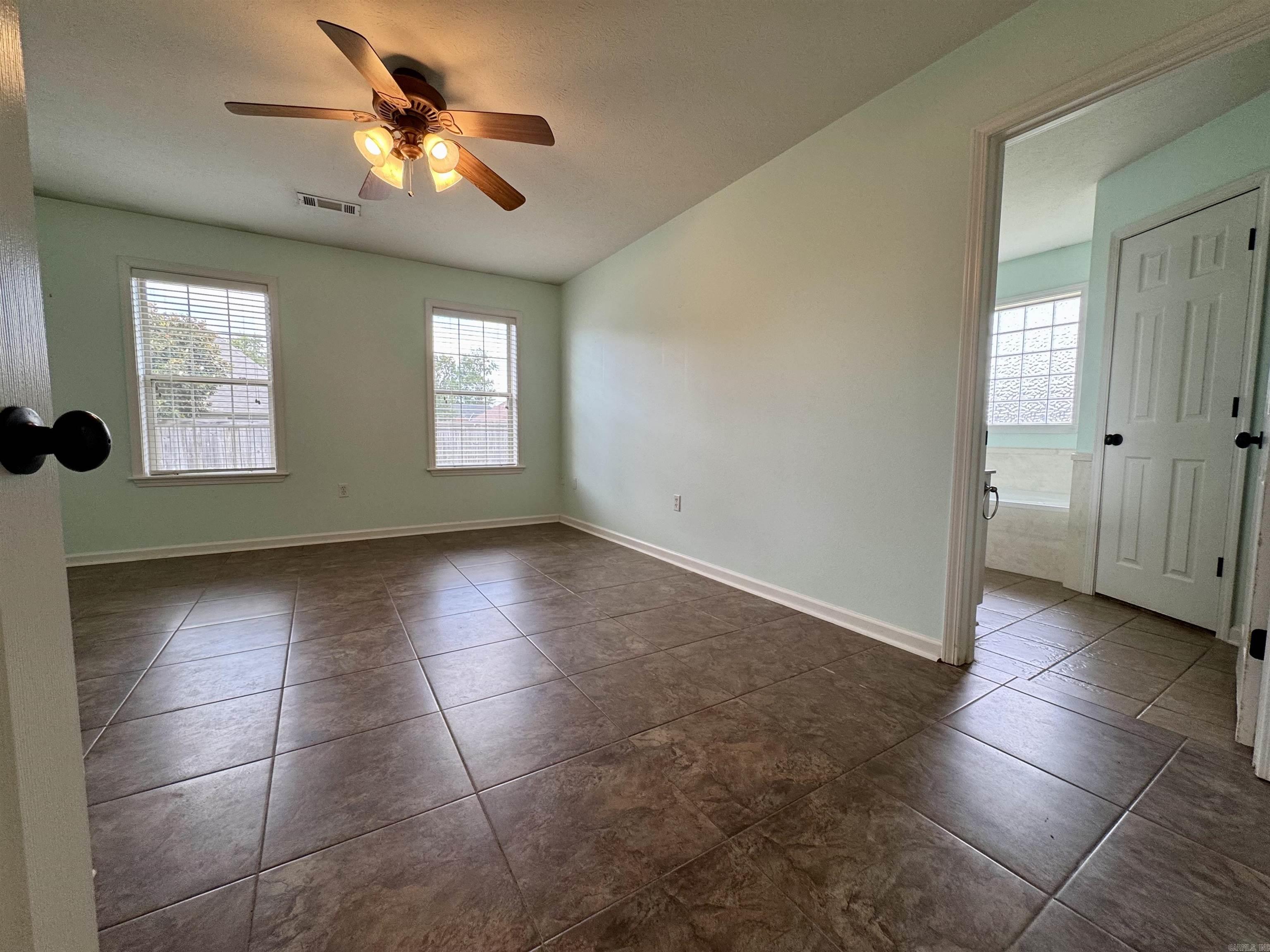 2205 Caleb Dr.  Searcy, AR