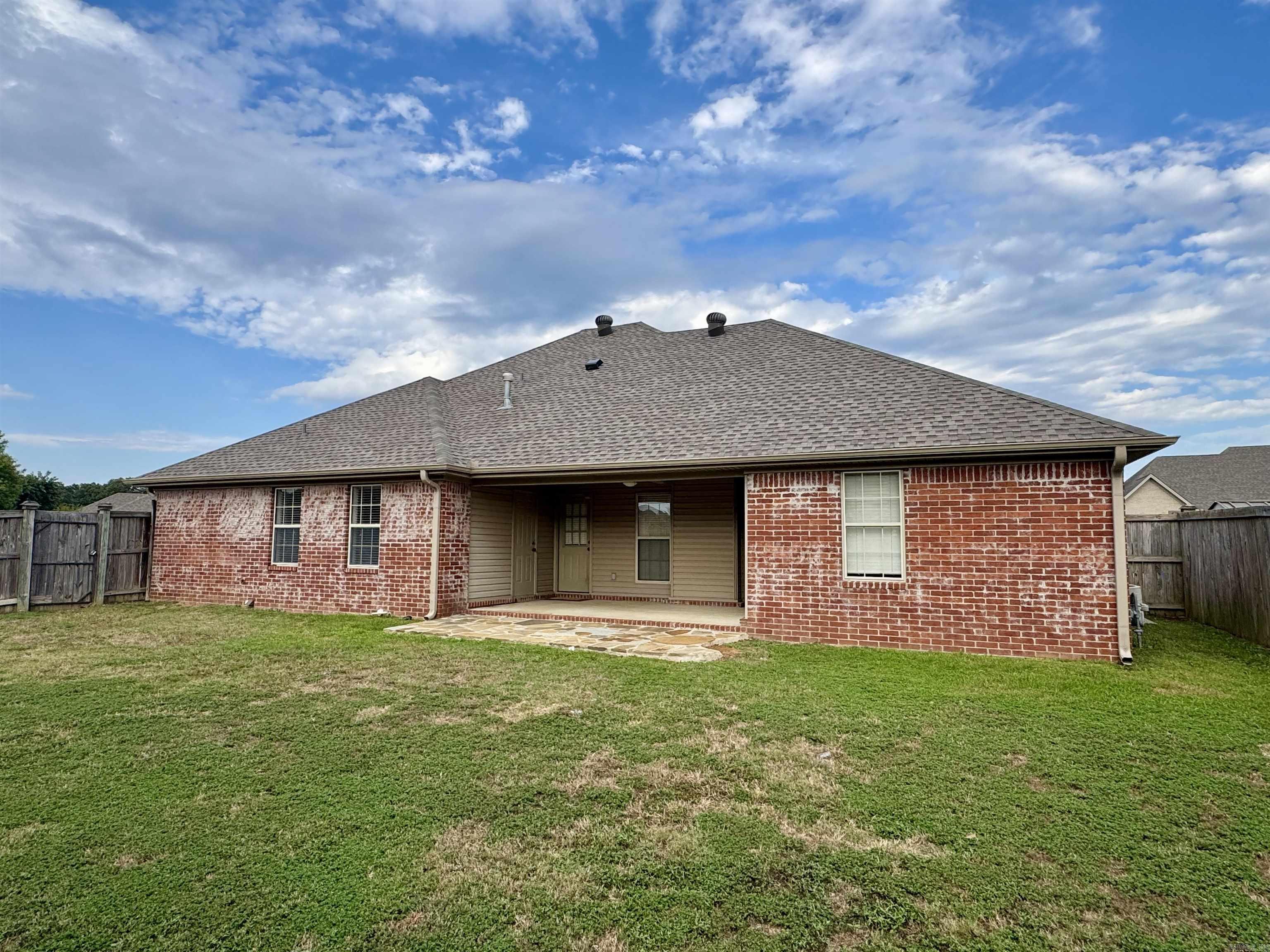2205 Caleb Dr.  Searcy, AR