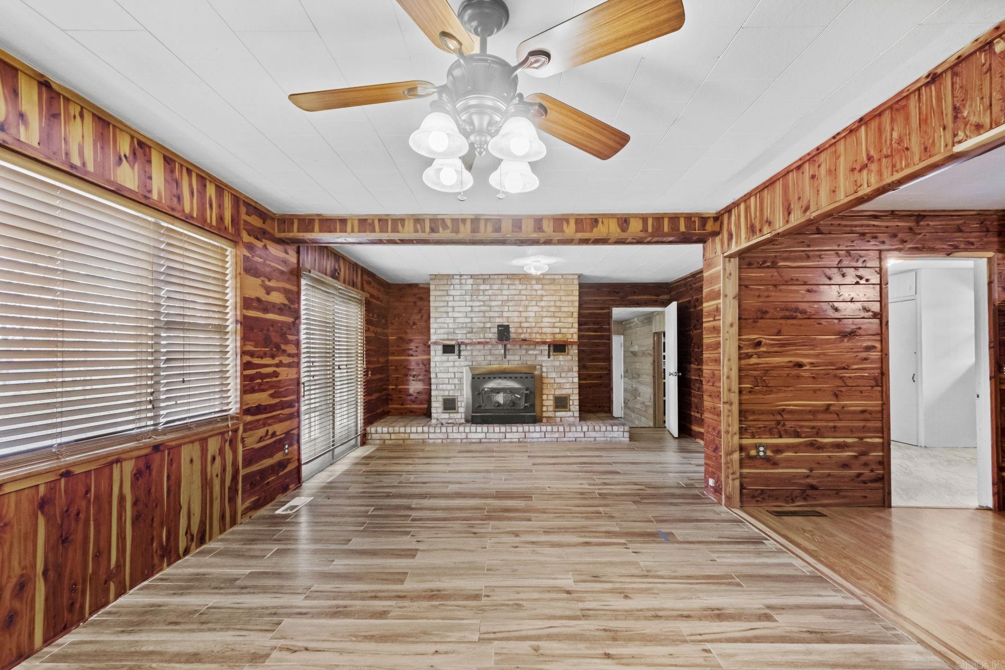 1580 & 1582 Ridge  El Paso, AR