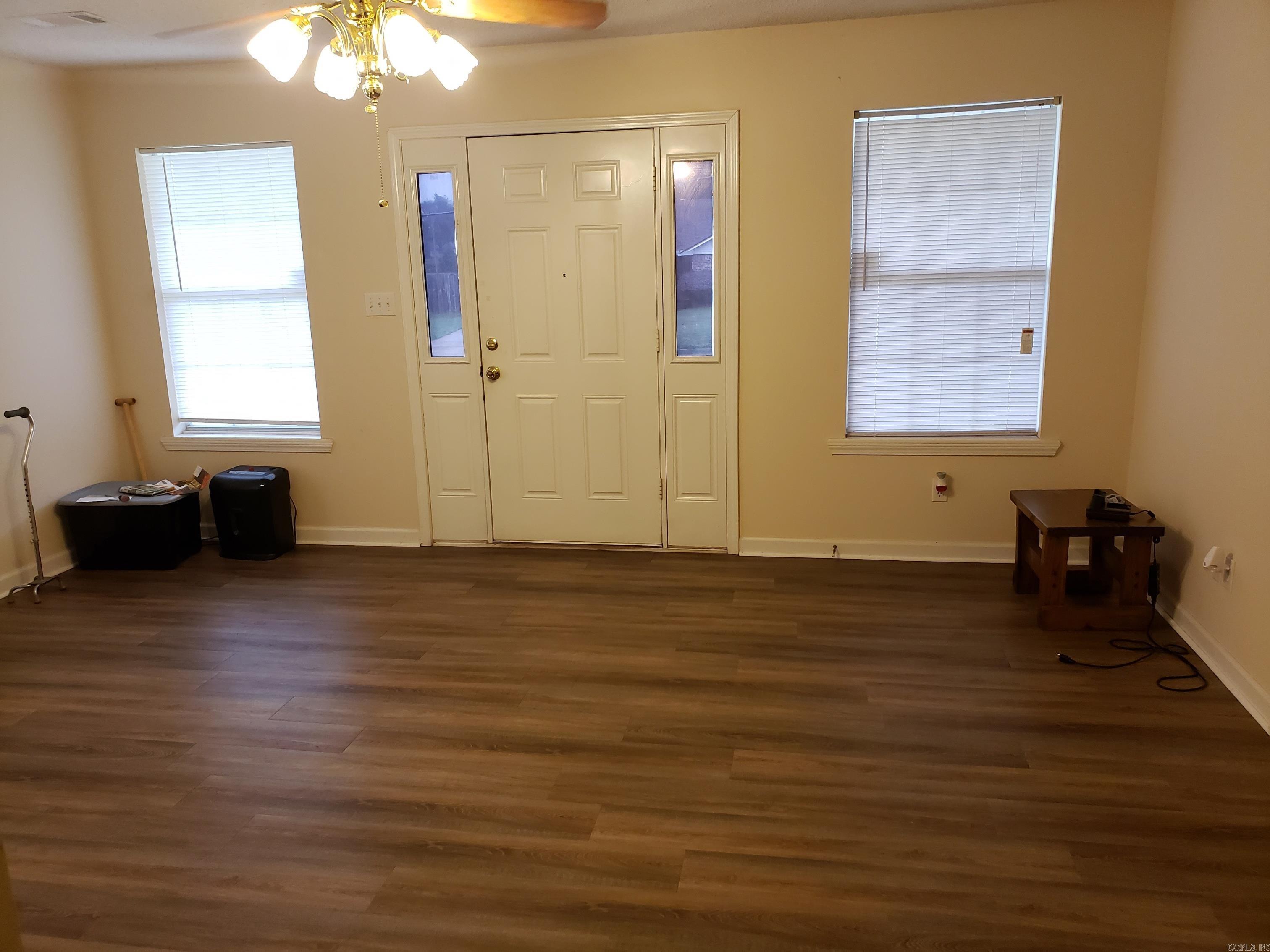 1006 East 10th Ave  Pine Bluff, AR