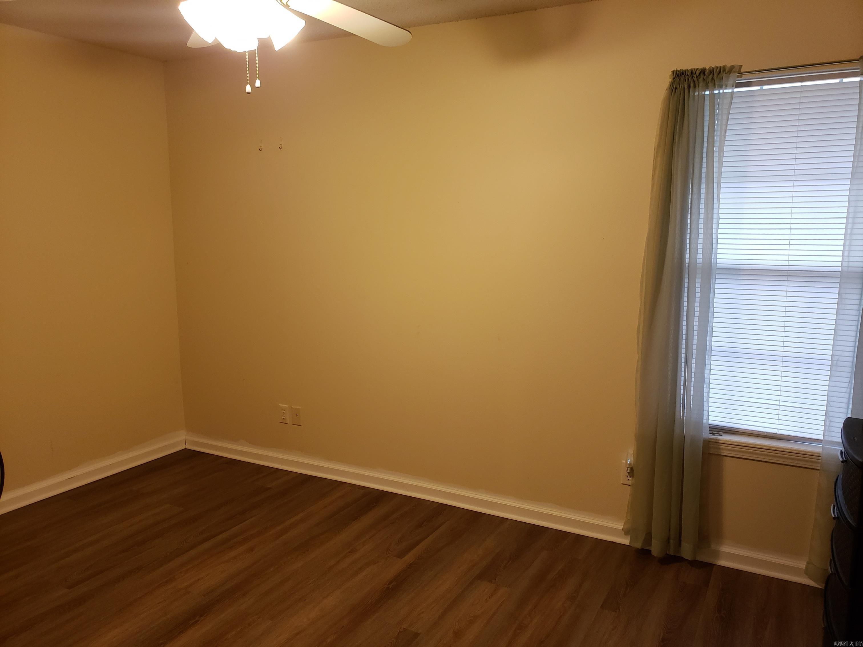 1006 East 10th Ave  Pine Bluff, AR
