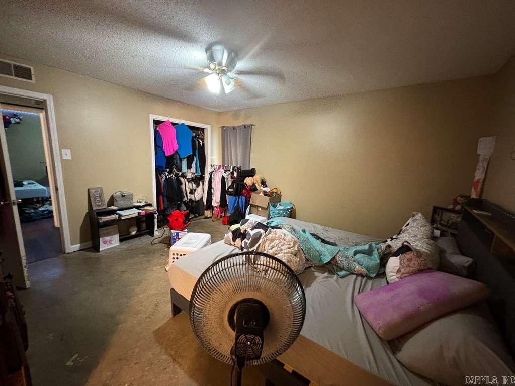 1002 W Clement  West Memphis, AR