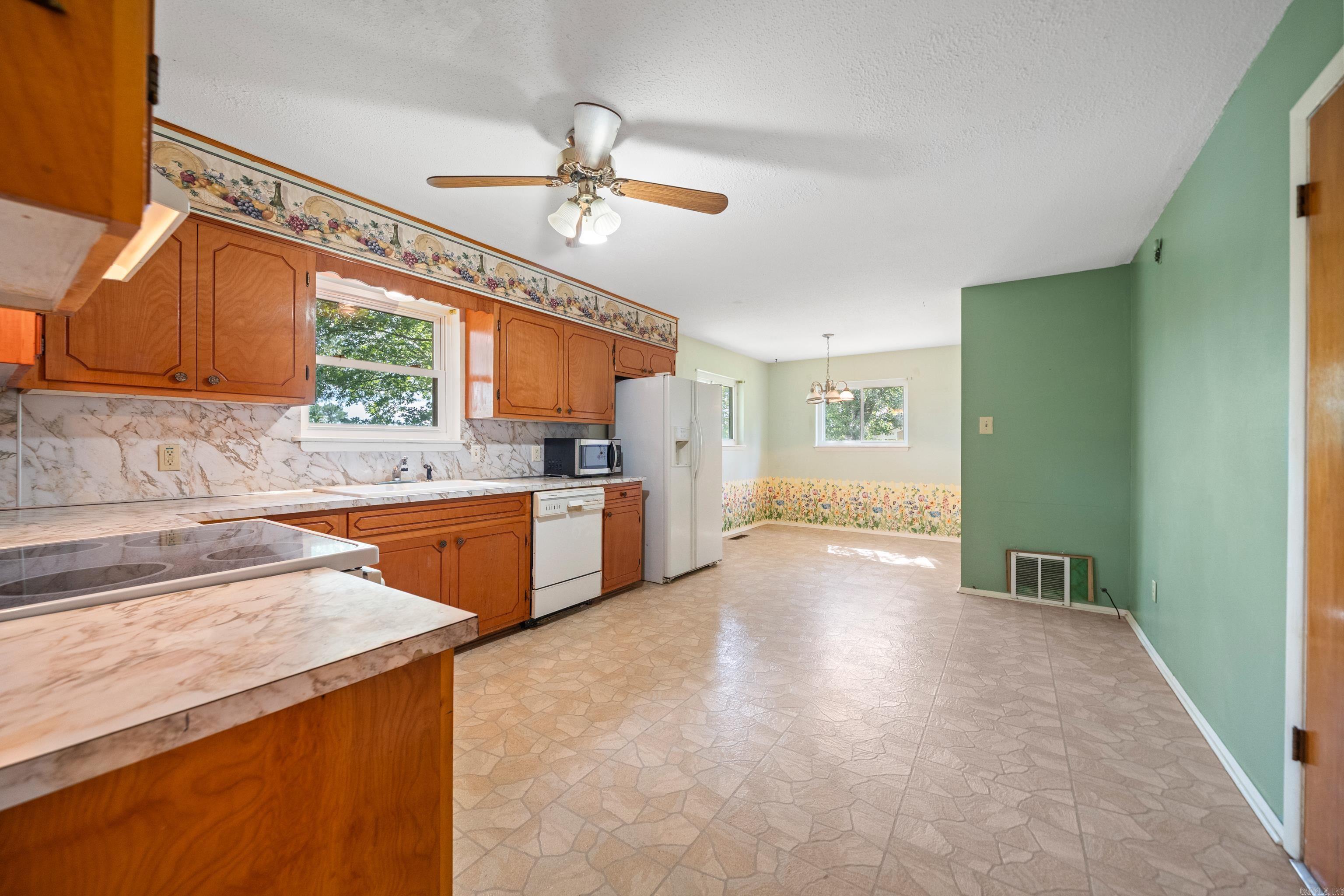 106 McMahan  Hot Springs, AR