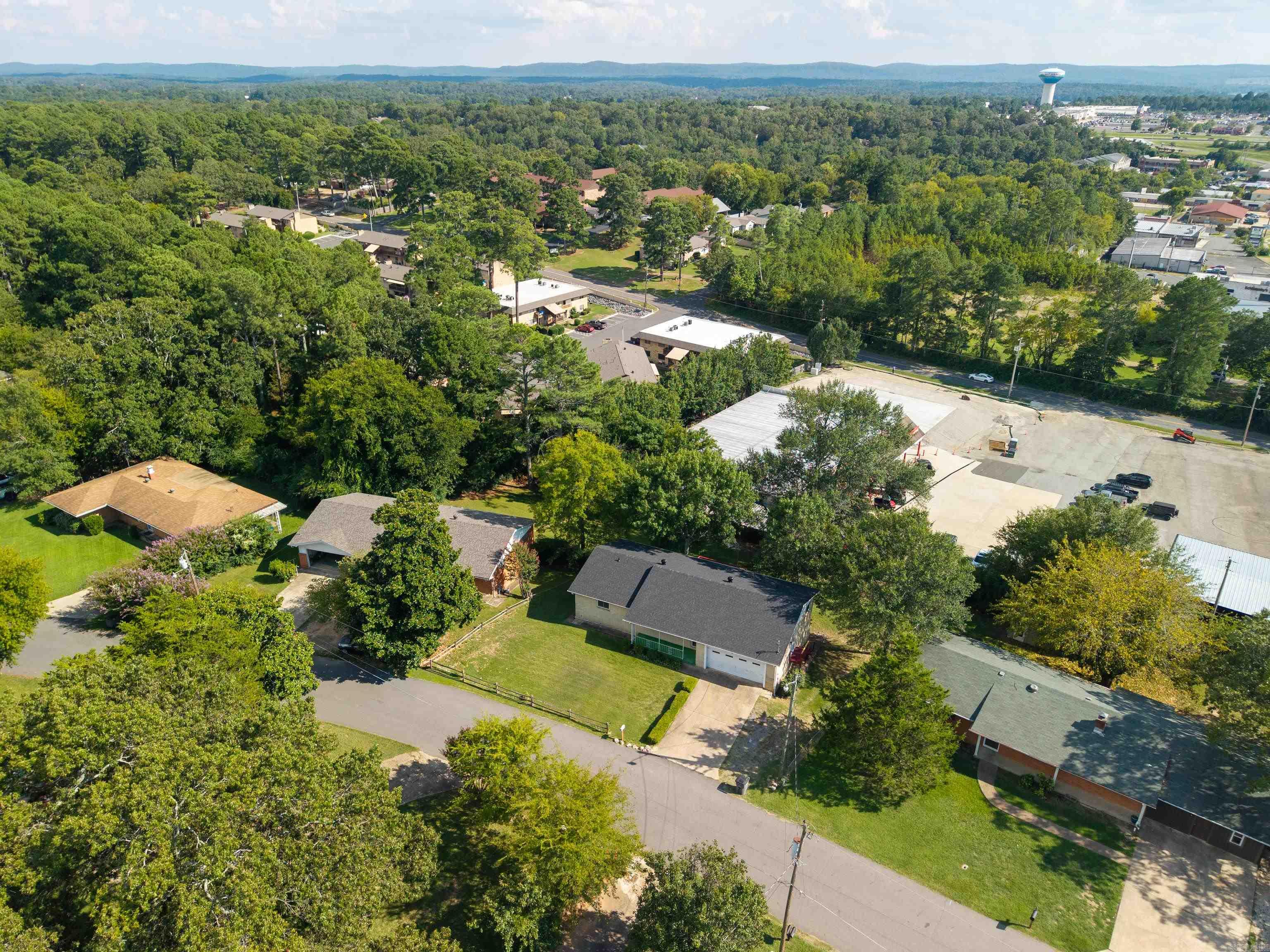 106 McMahan  Hot Springs, AR